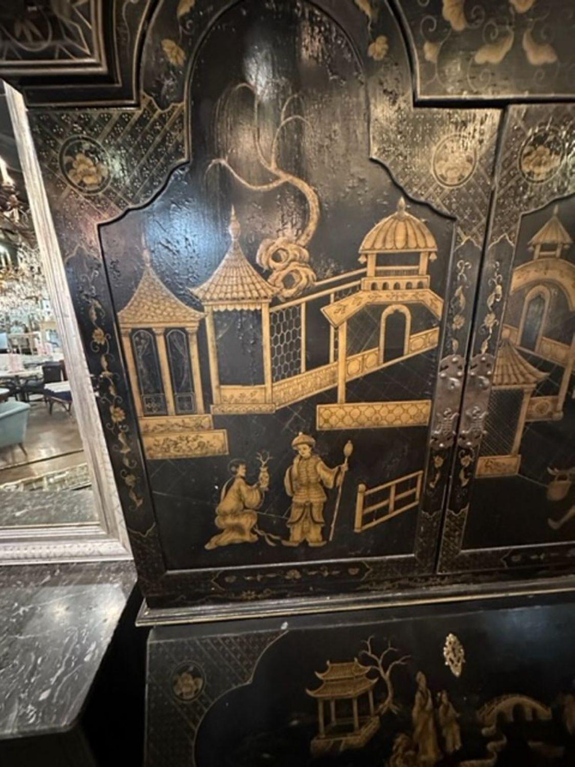 19th Century English Black Lacquered Chinoiserie Secretary In Good Condition For Sale In Dallas, TX