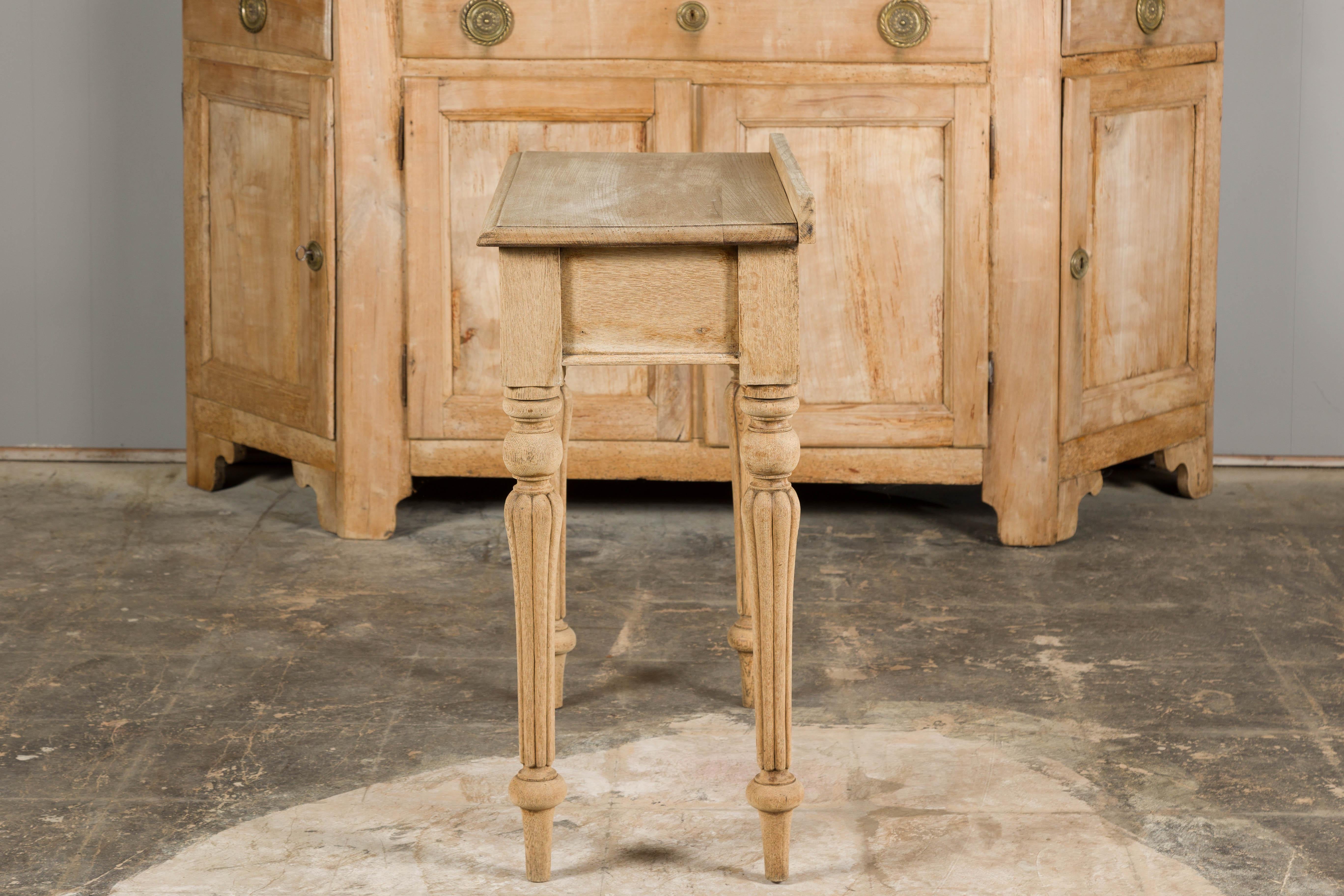 19th Century English Bleached Oak Side Table with Carved Shield Motif For Sale 17