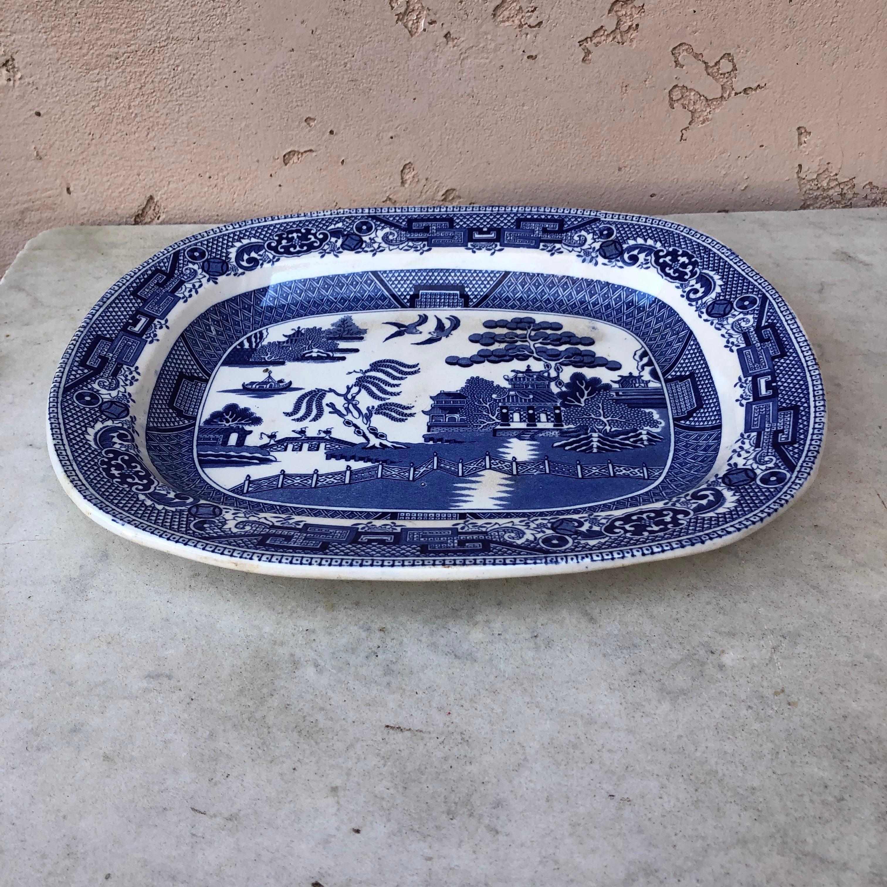 Late 19th Century 19th Century English Blue & White Willow Chinoiserie Meat Platter