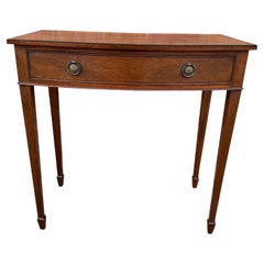 Mesa auxiliar inglesa Bowfront del siglo XIX