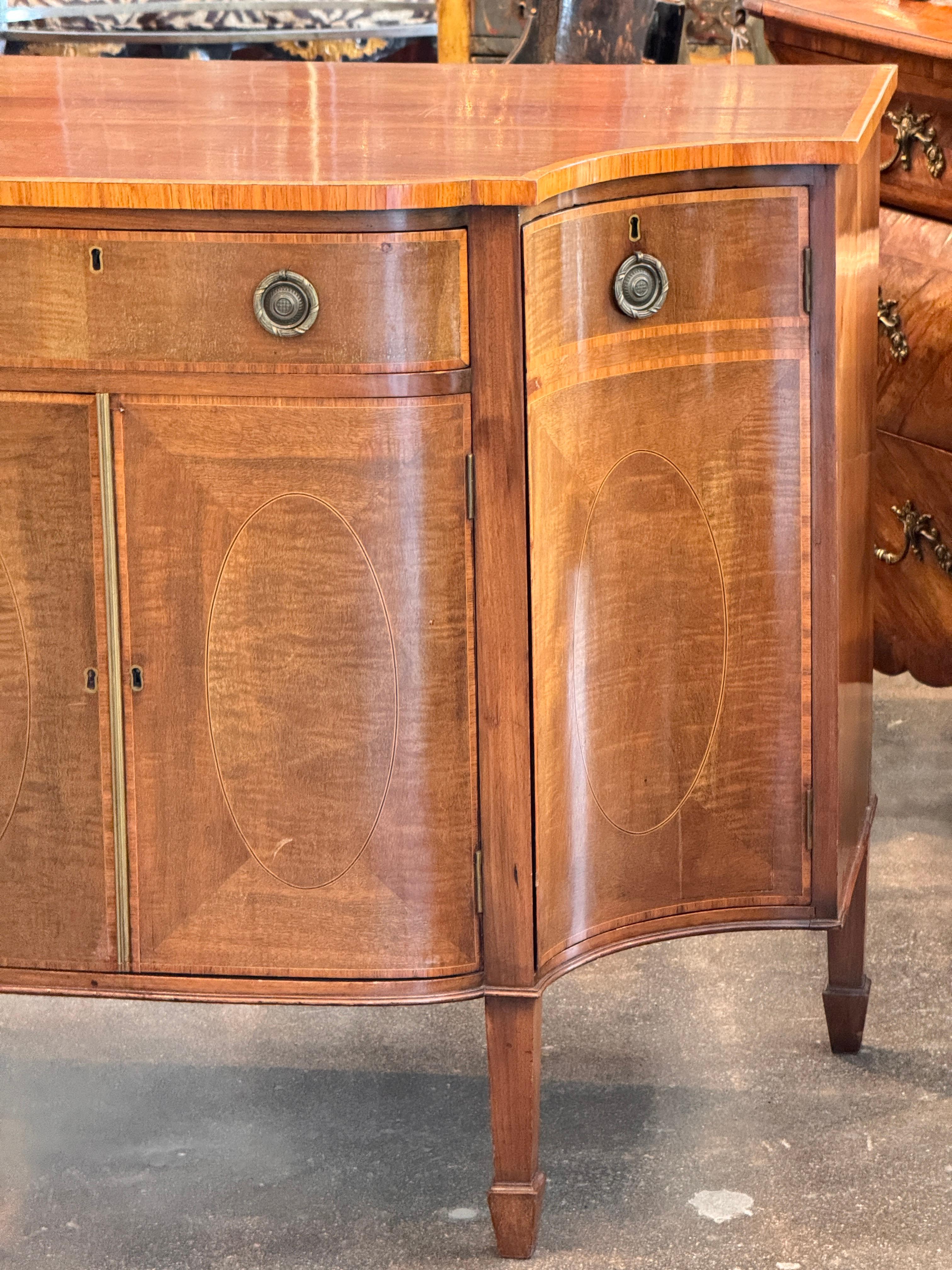 19th Century English Bowfront Sideboard In Good Condition For Sale In Charlottesville, VA