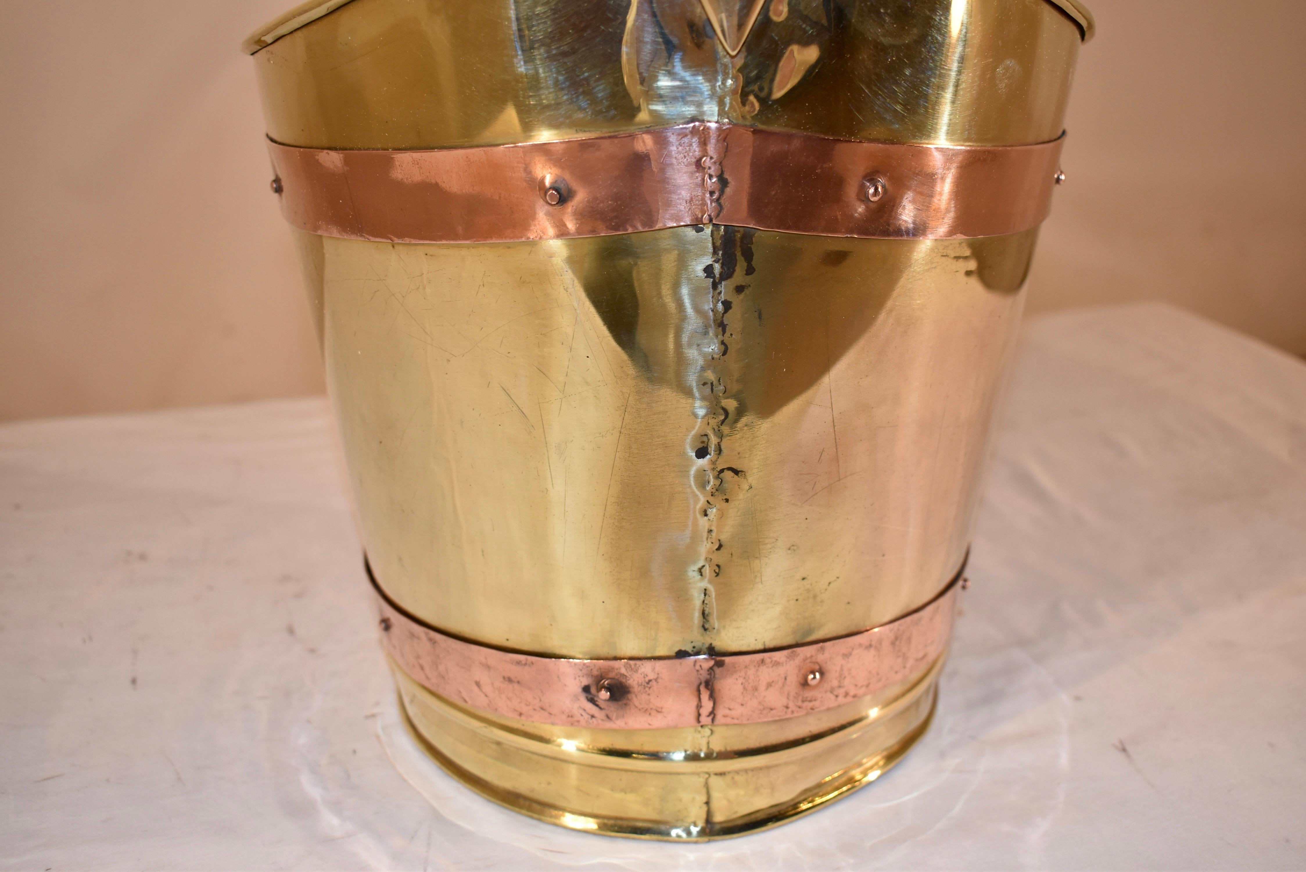 19th Century English Brass and Copper Peat or Oyster Bucket For Sale 9