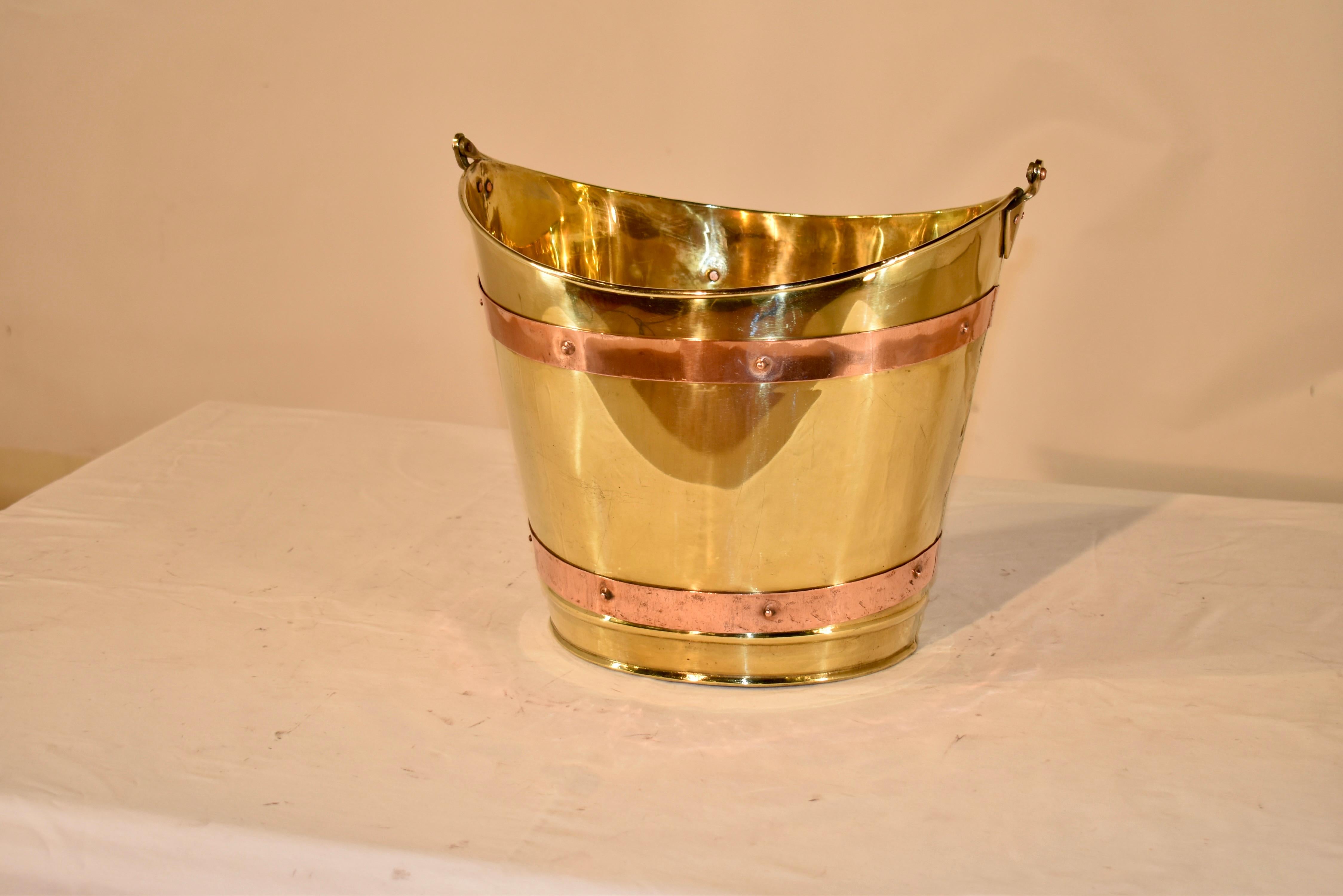 19th Century English Brass and Copper Peat or Oyster Bucket For Sale 4