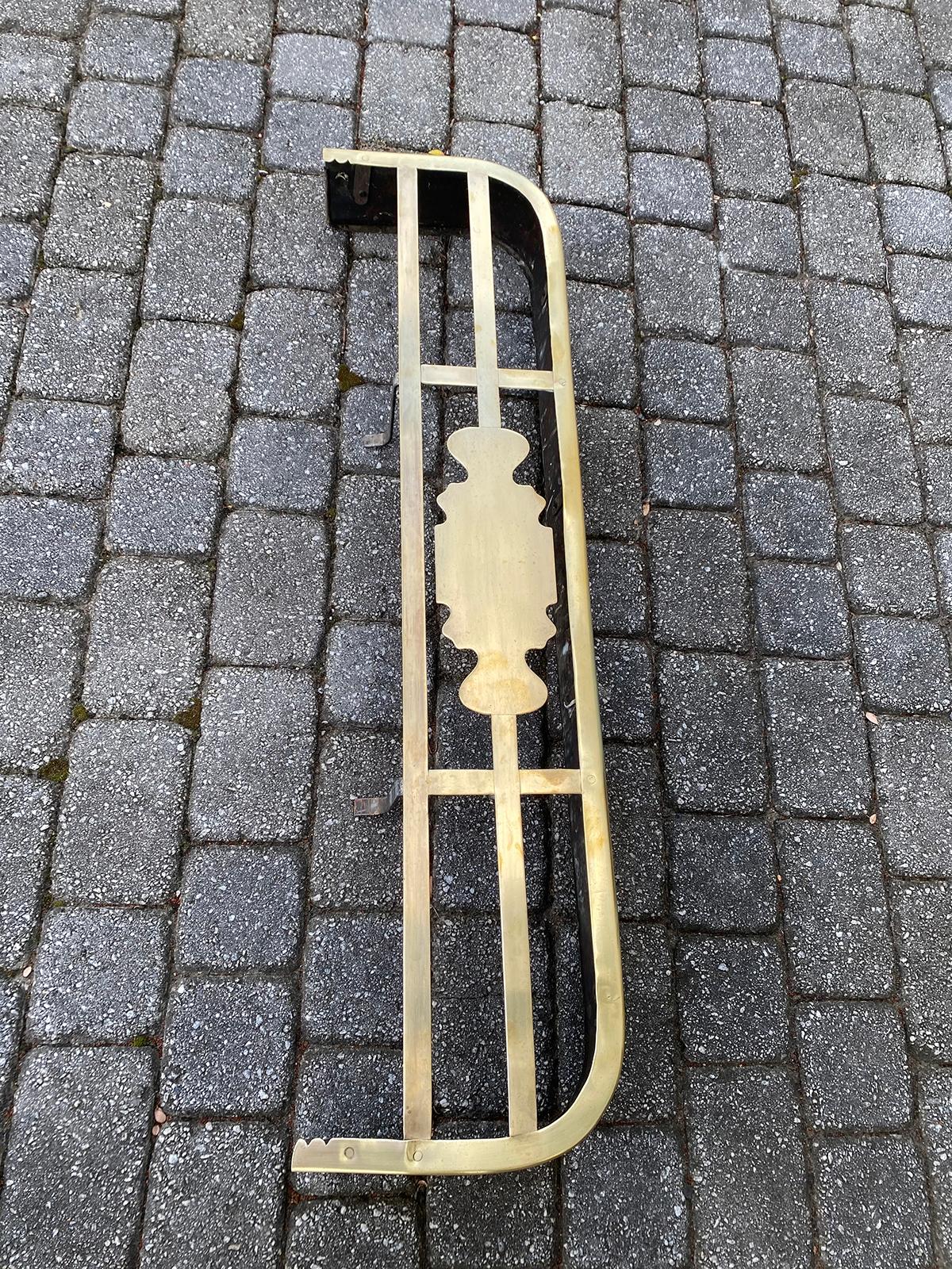 19th Century English Brass Fireplace Fender with Trivet 10