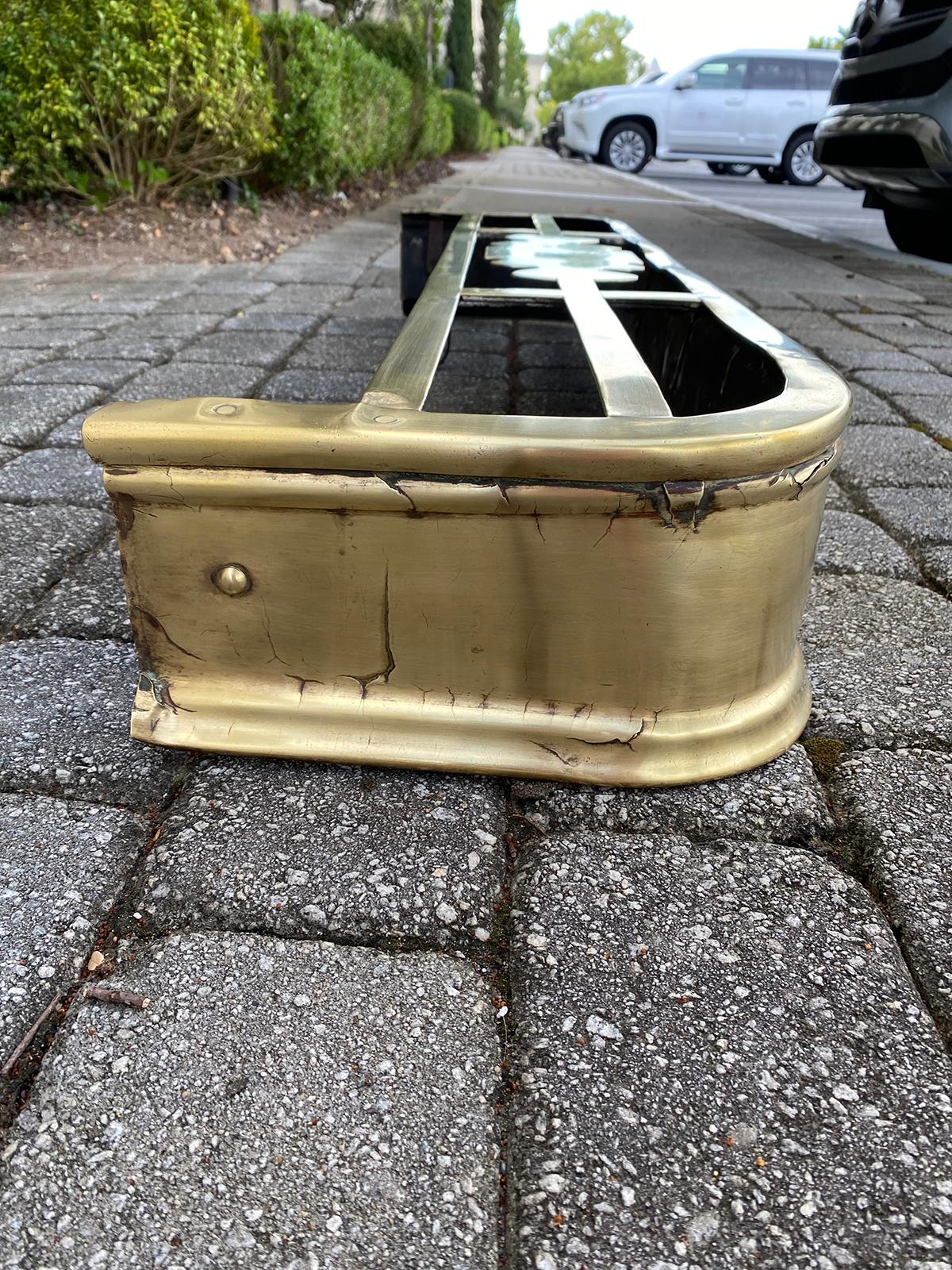 19th Century English Brass Fireplace Fender with Trivet 6