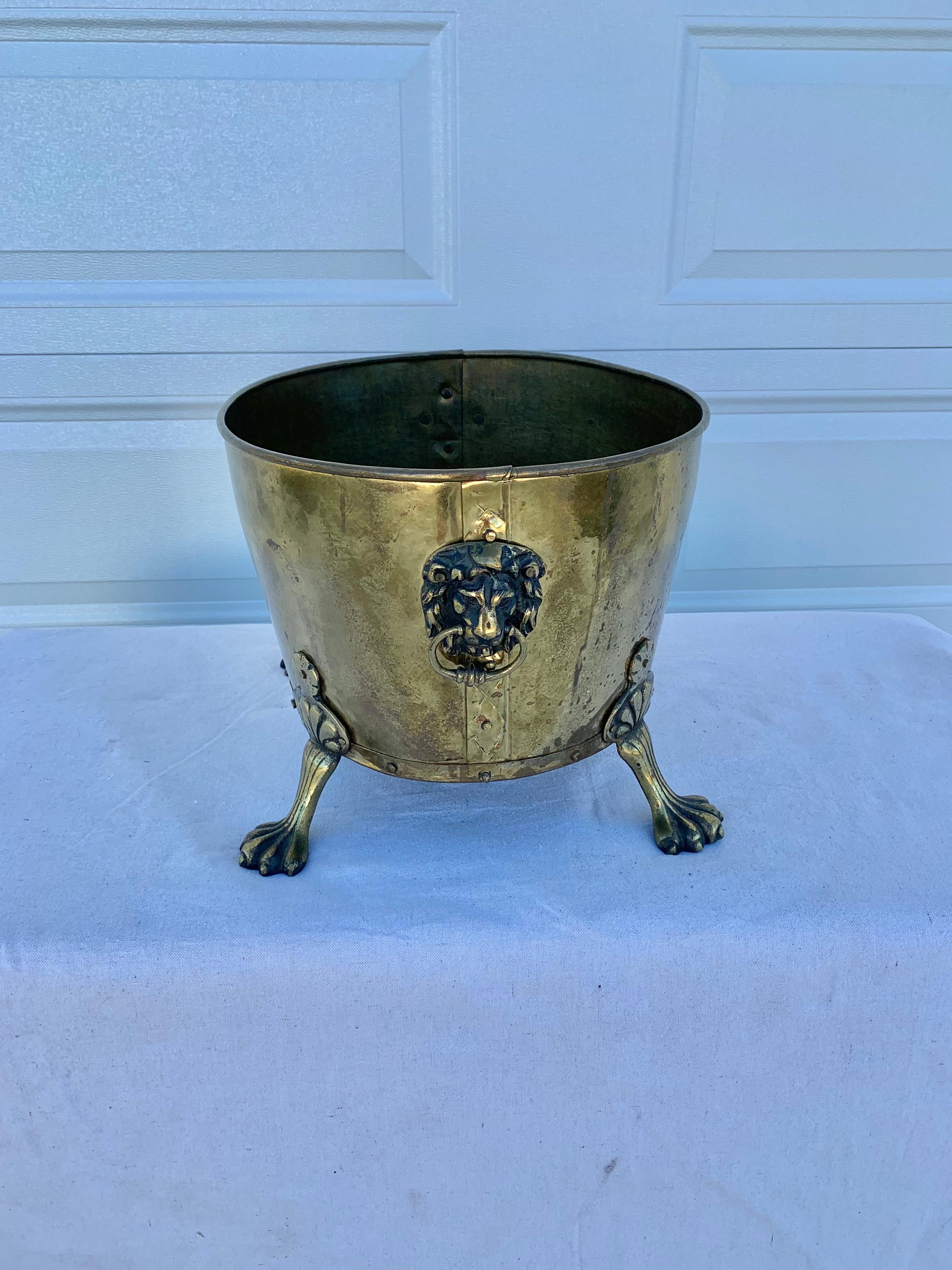 19th Century English Brass Oval Cachepot Planter 8