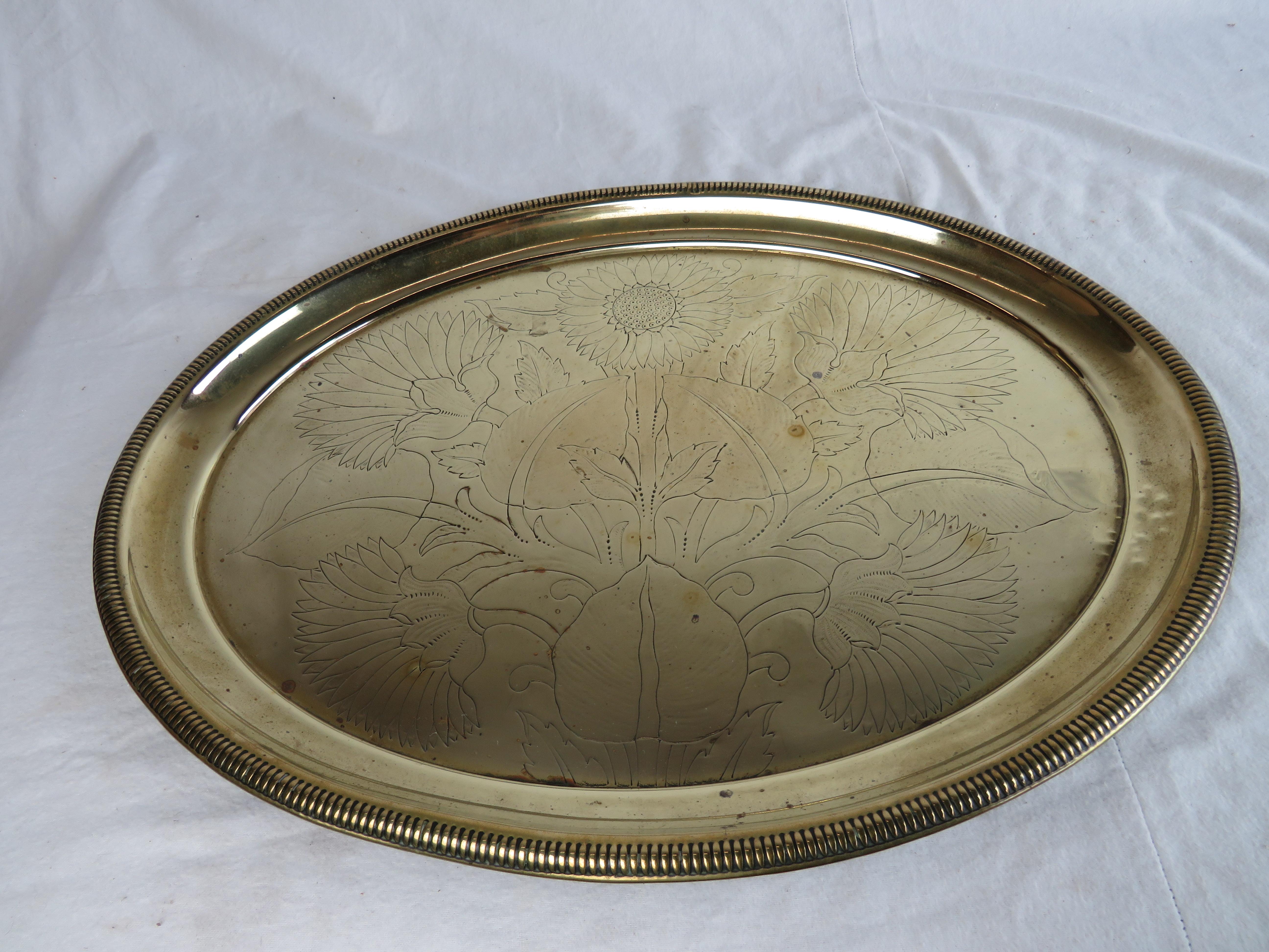 19th Century English Brass Tea Tray with Floral Design For Sale 1
