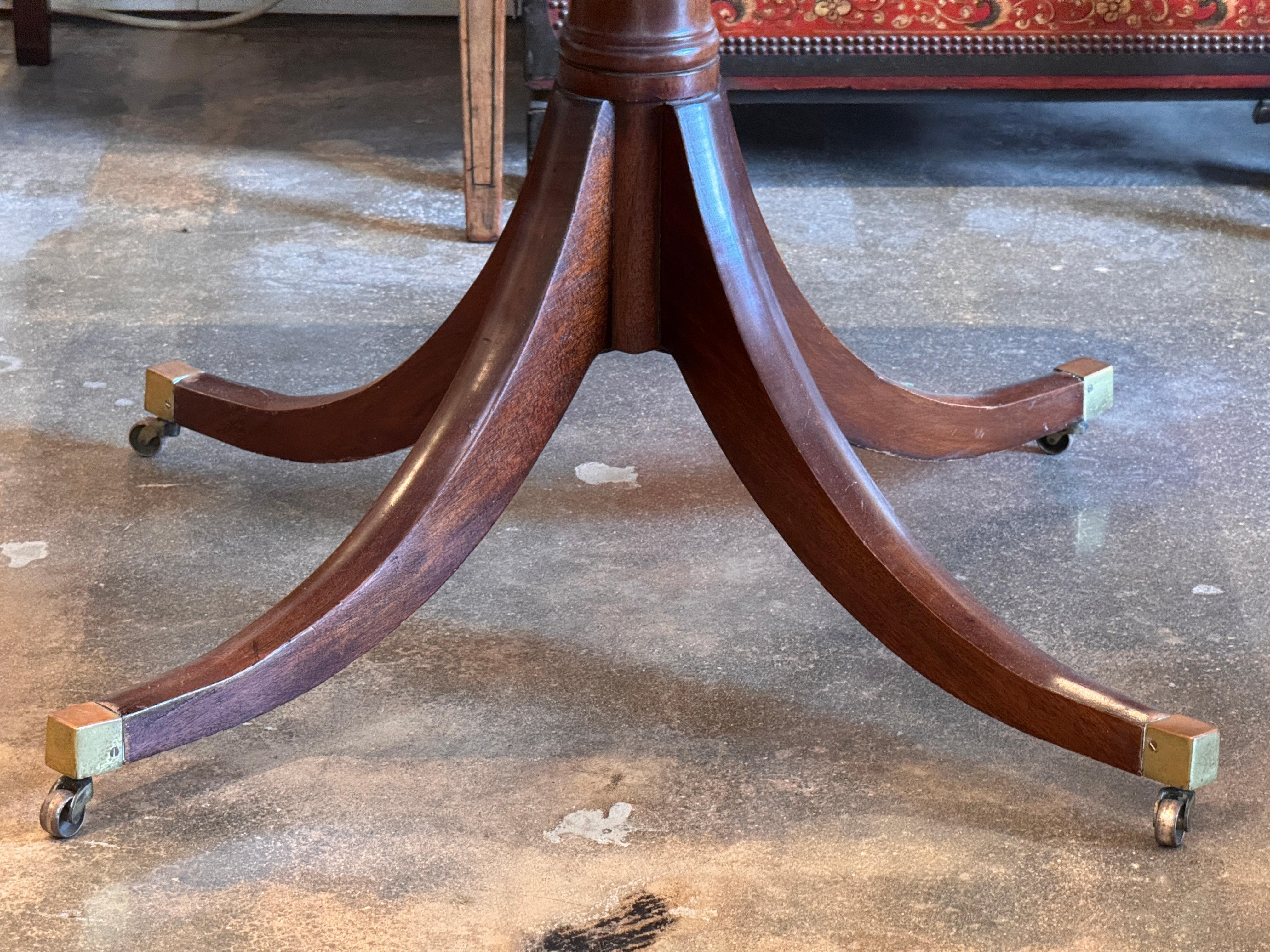 19th Century English Breakfast Table For Sale 8