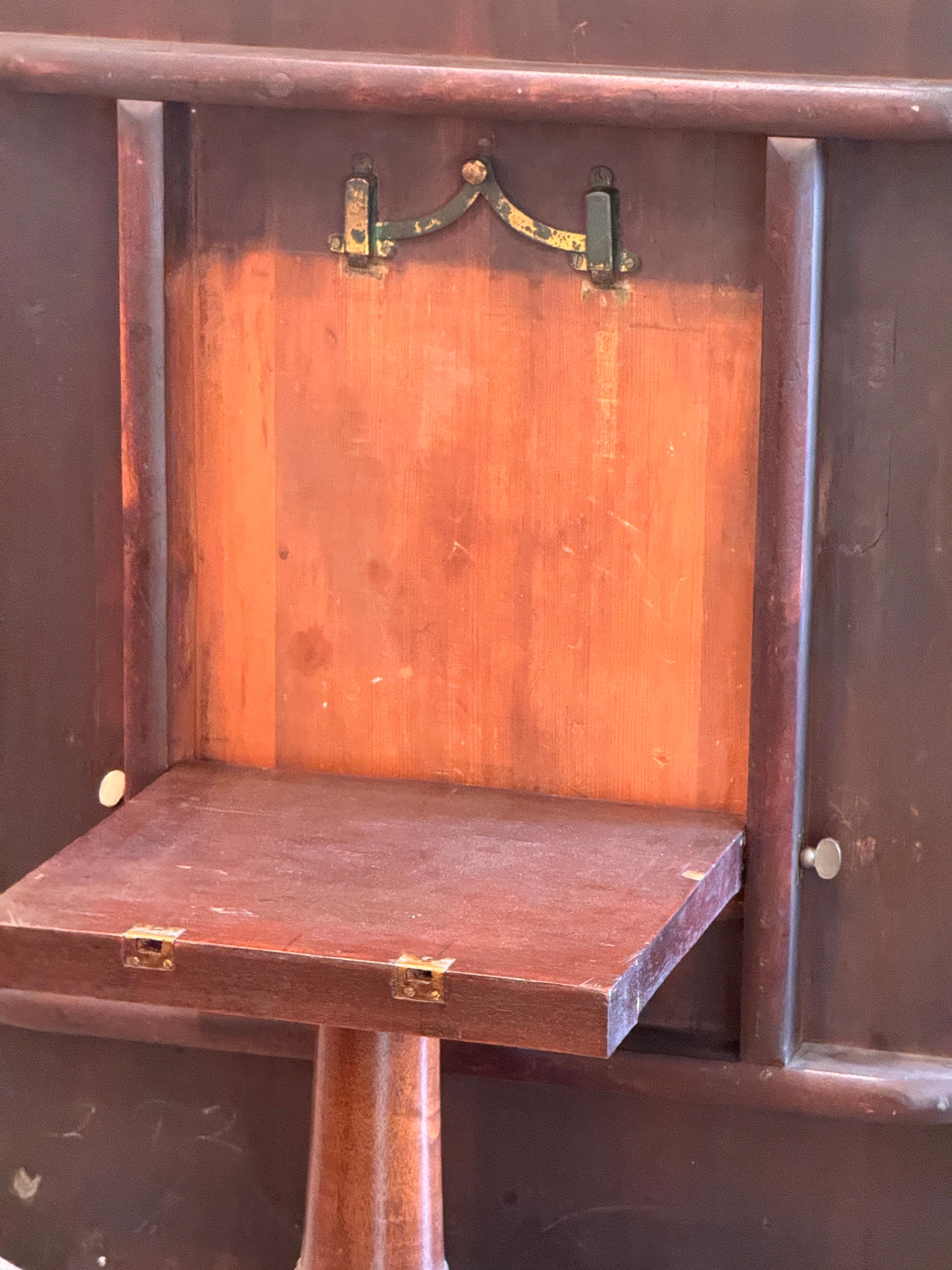 19th Century English Breakfast Table For Sale 10