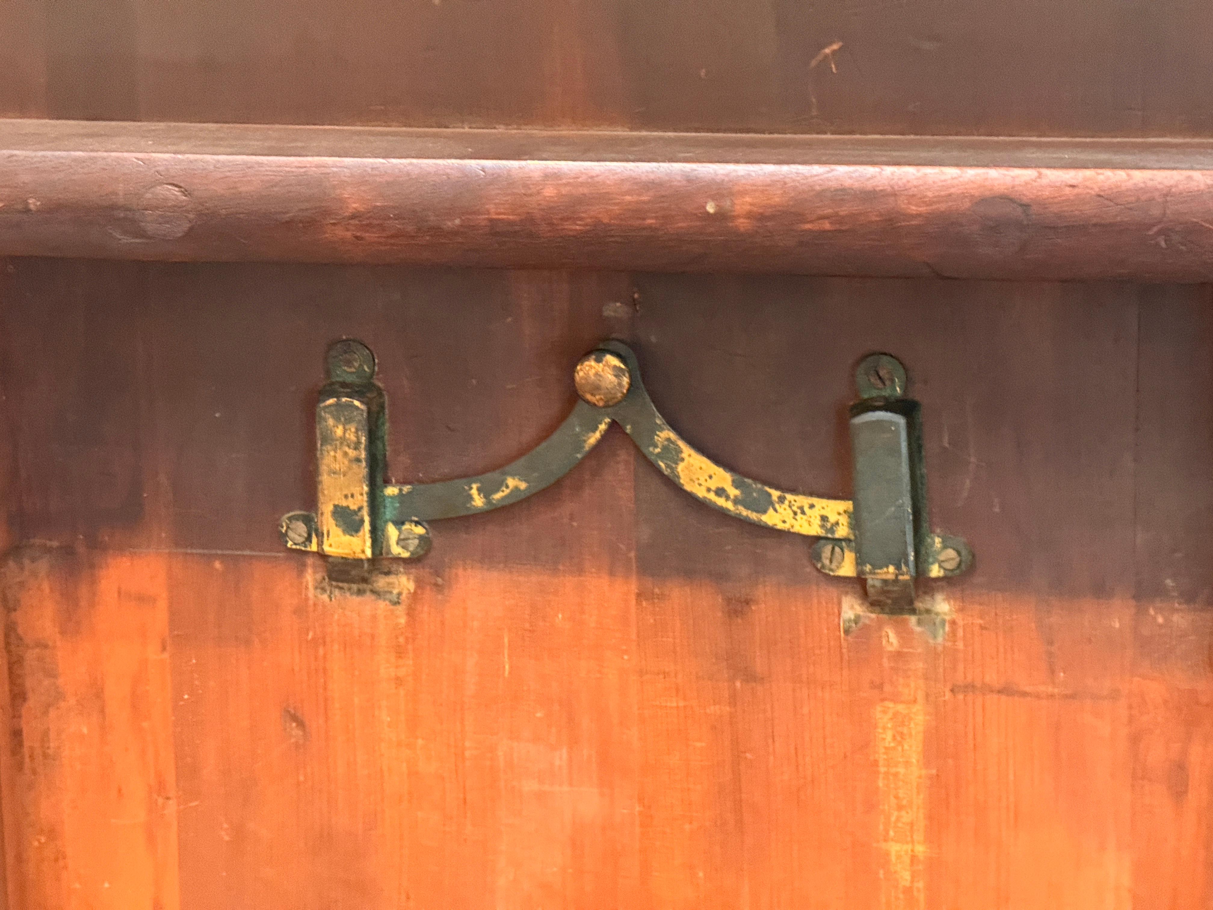 19th Century English Breakfast Table For Sale 11