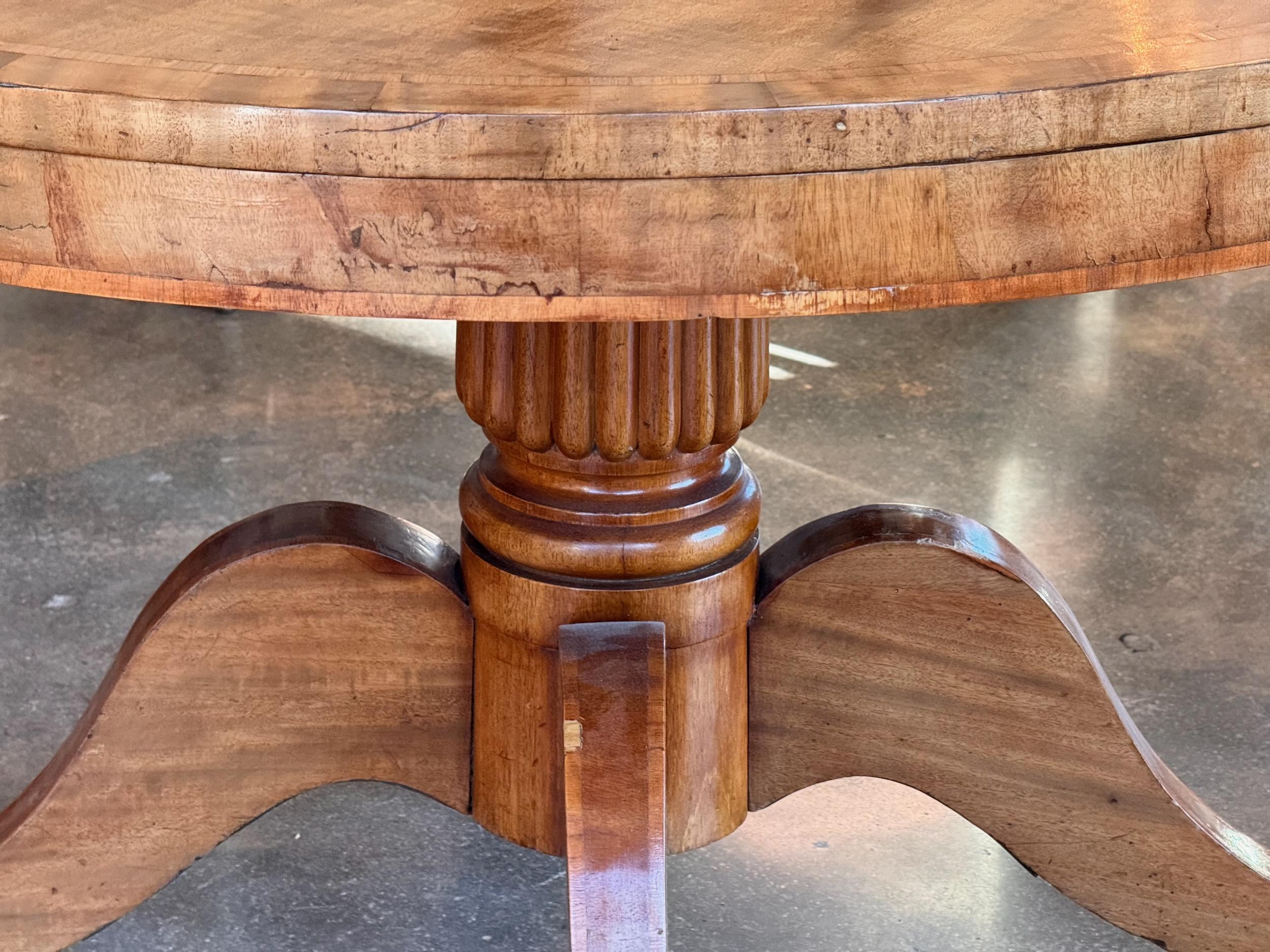 19th Century English Breakfast Table In Good Condition In Charlottesville, VA