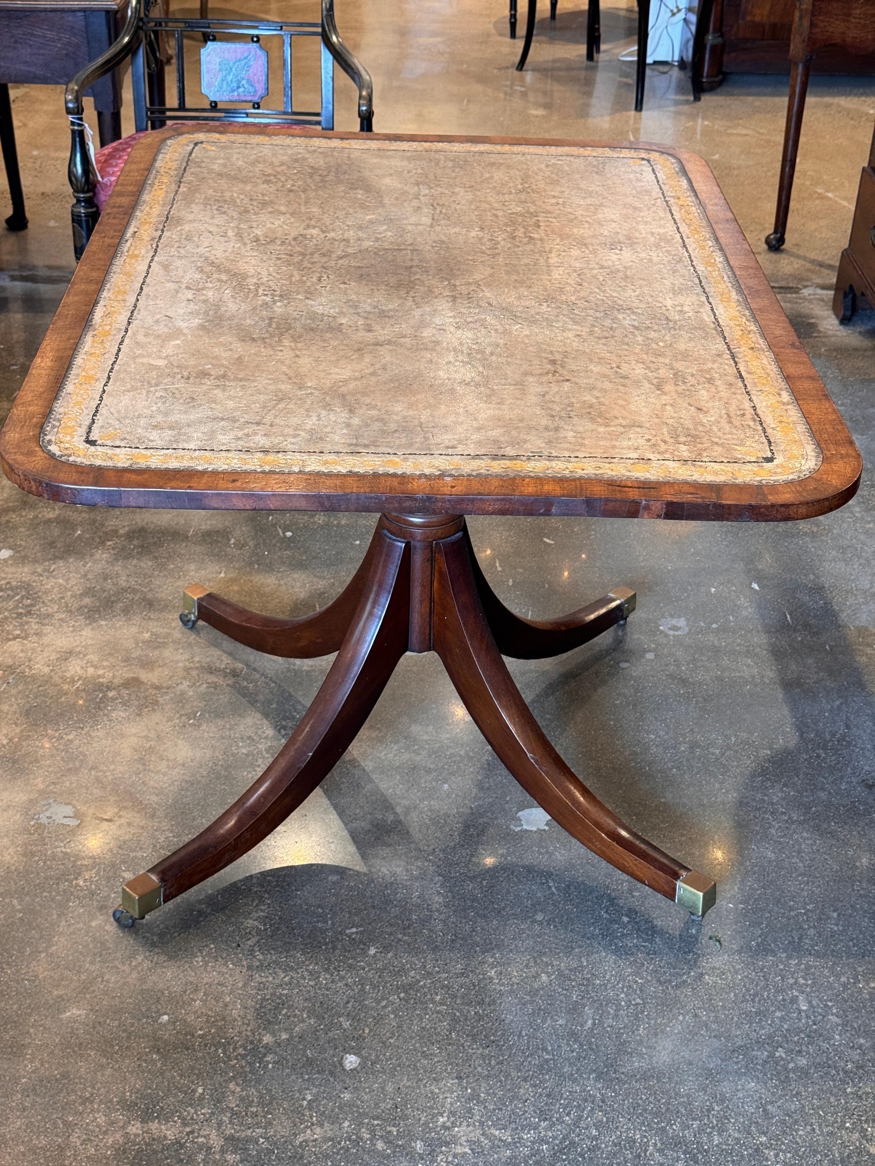 Leather 19th Century English Breakfast Table For Sale