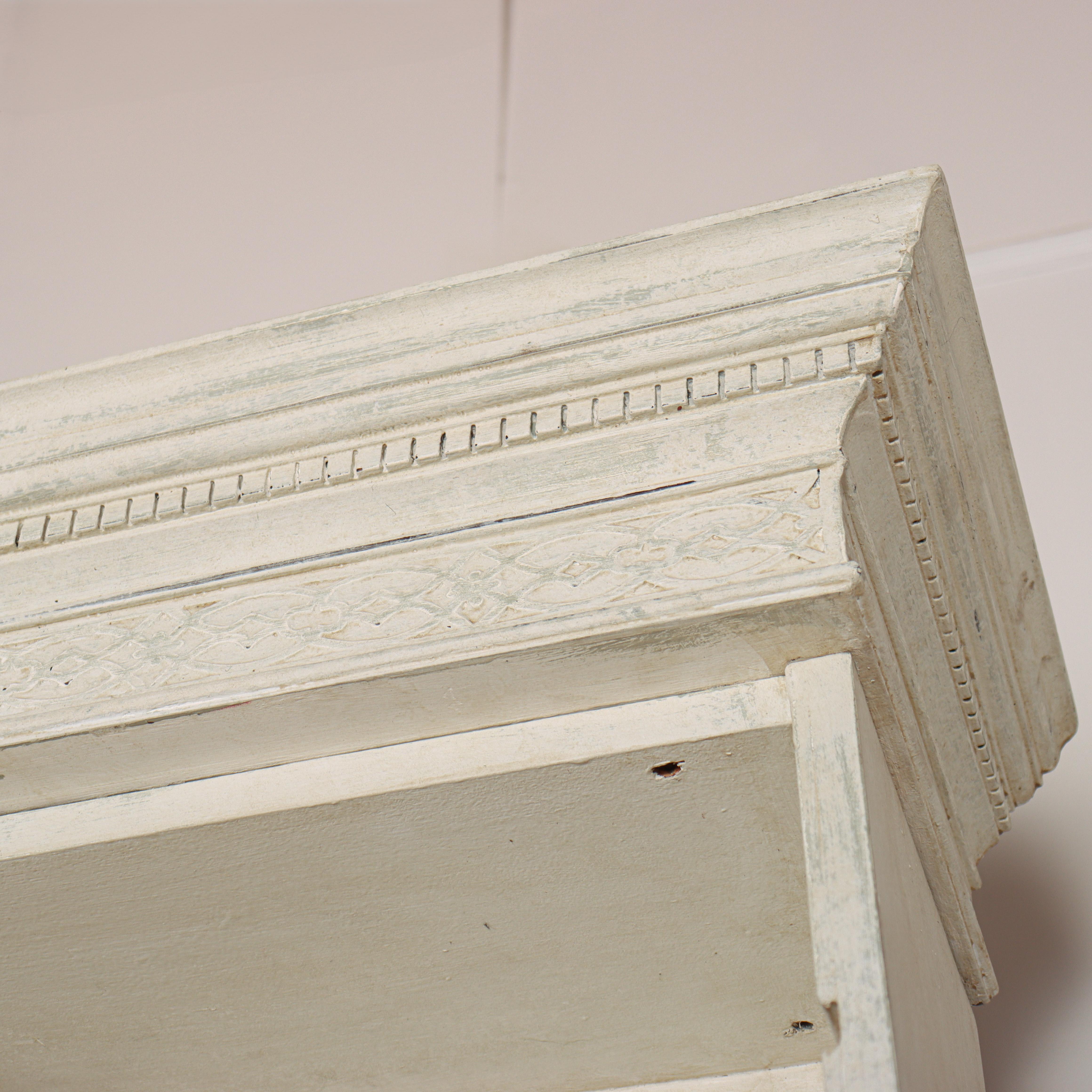 19th Century English Breakfront Library Bookcase For Sale 6