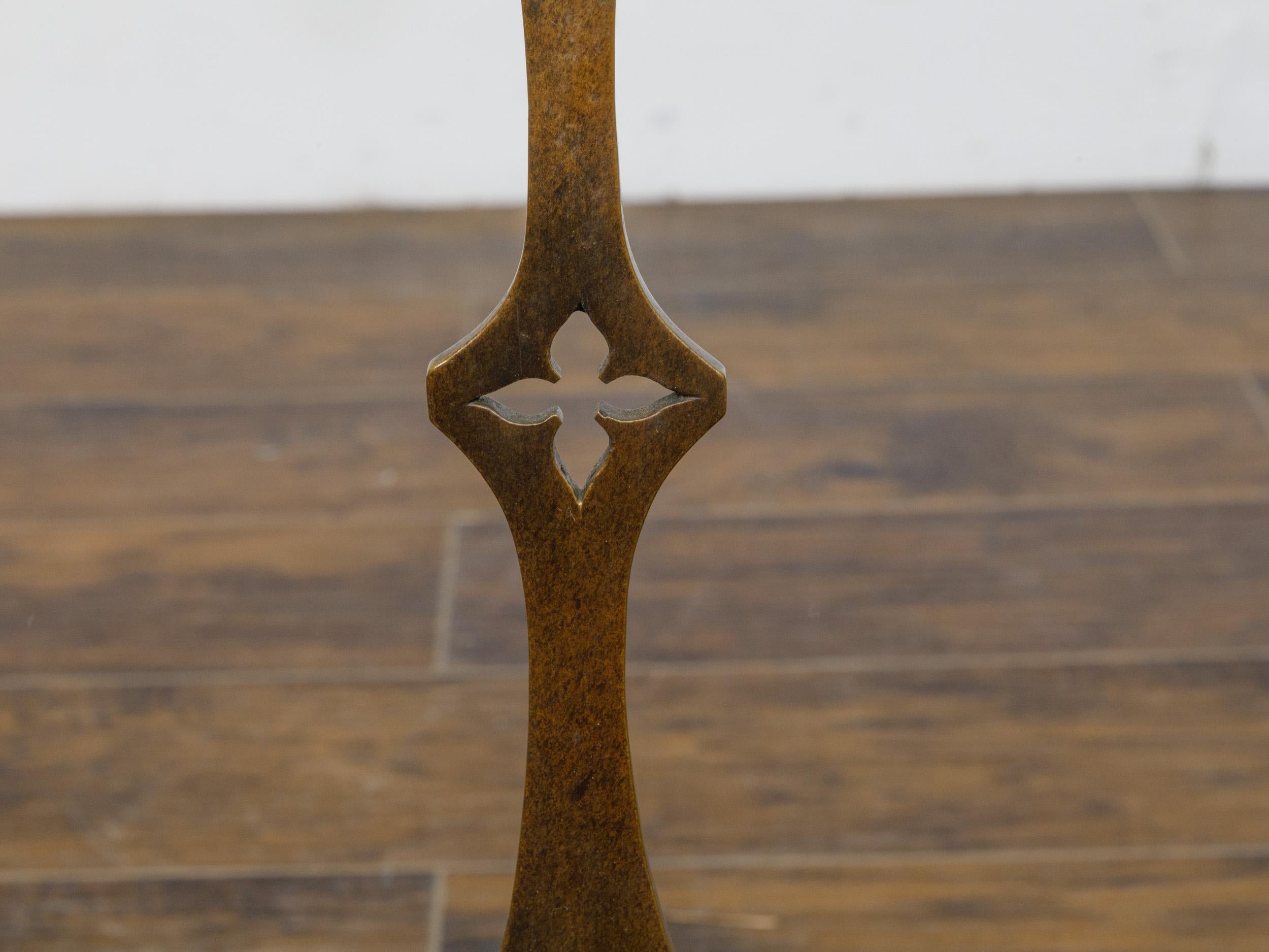 19th-Century English Bronze Andirons with Gothic Details and Heart Finials For Sale 5