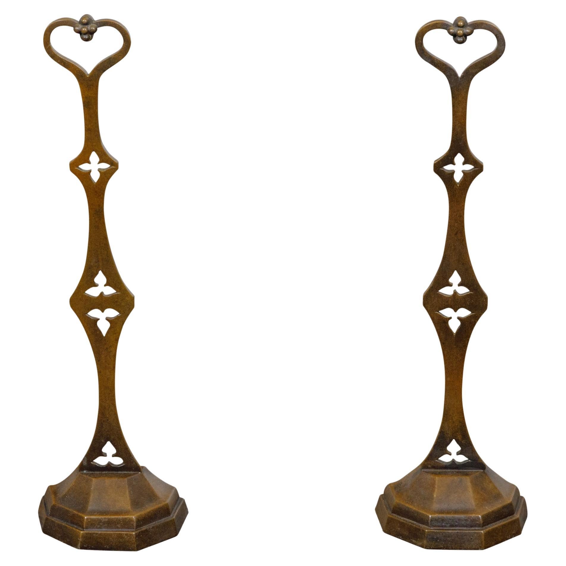 19th-Century English Bronze Andirons with Gothic Details and Heart Finials For Sale