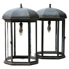 Paire de lanternes assorties anglaises surdimensionnées en bronze et cuivre du 19ème siècle