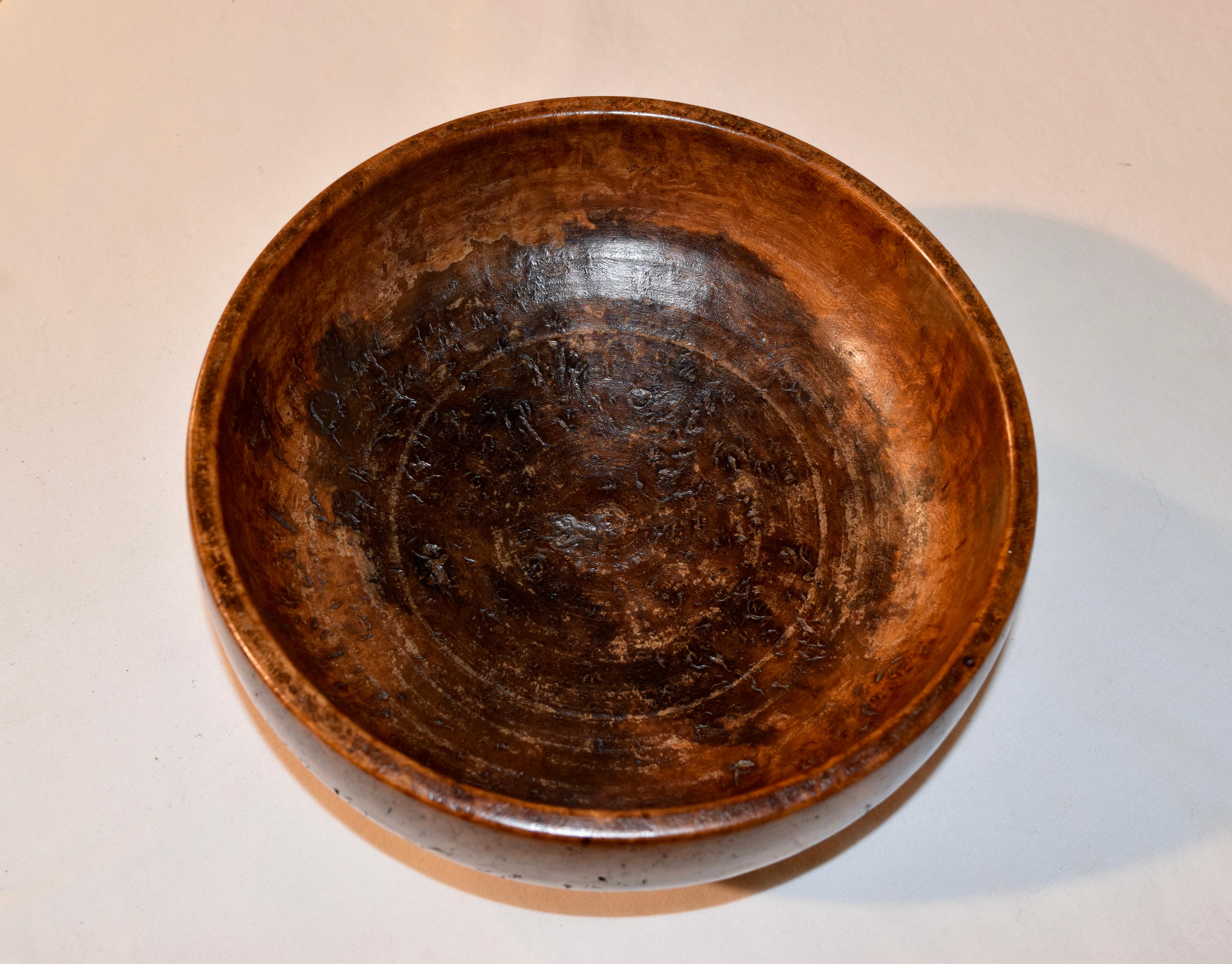 19th Century English Burl Bowl 1