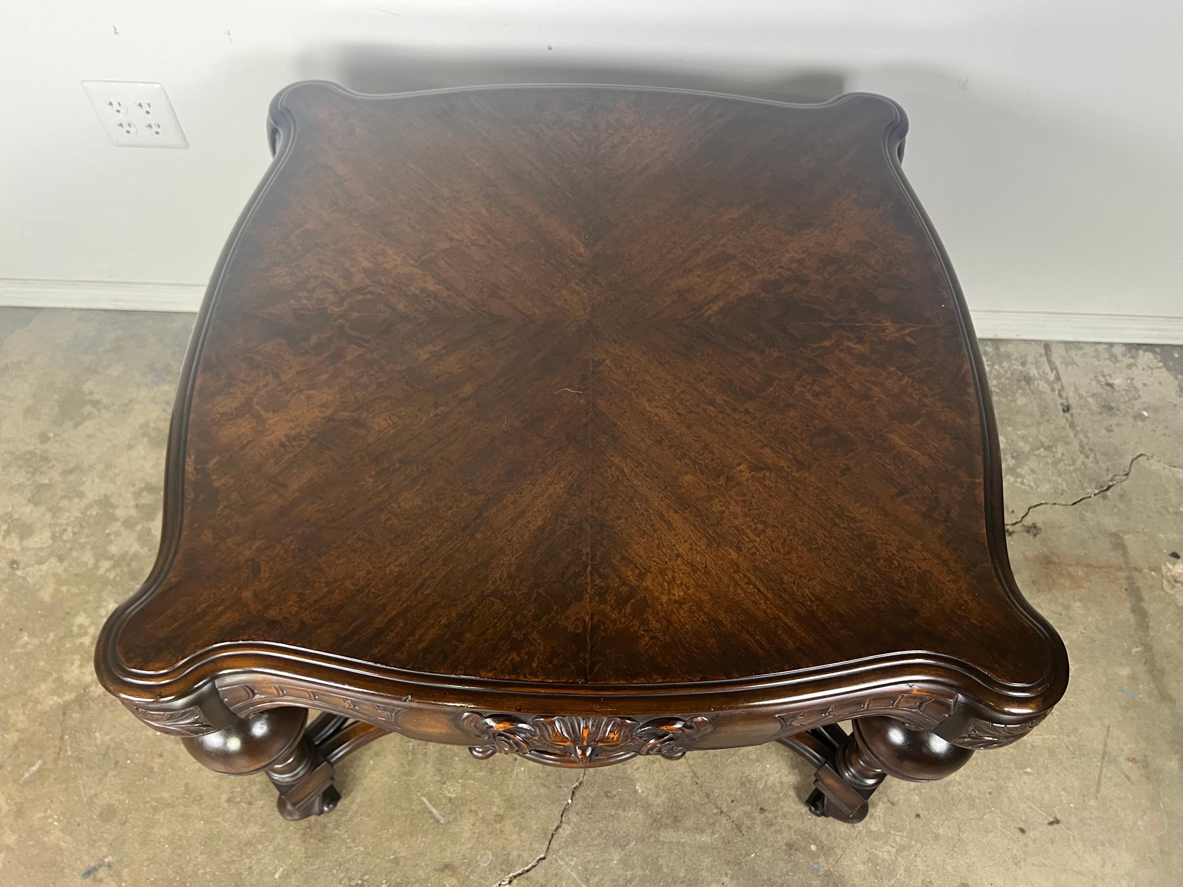 19th-century English Burl Walnut Coffee Table For Sale 3