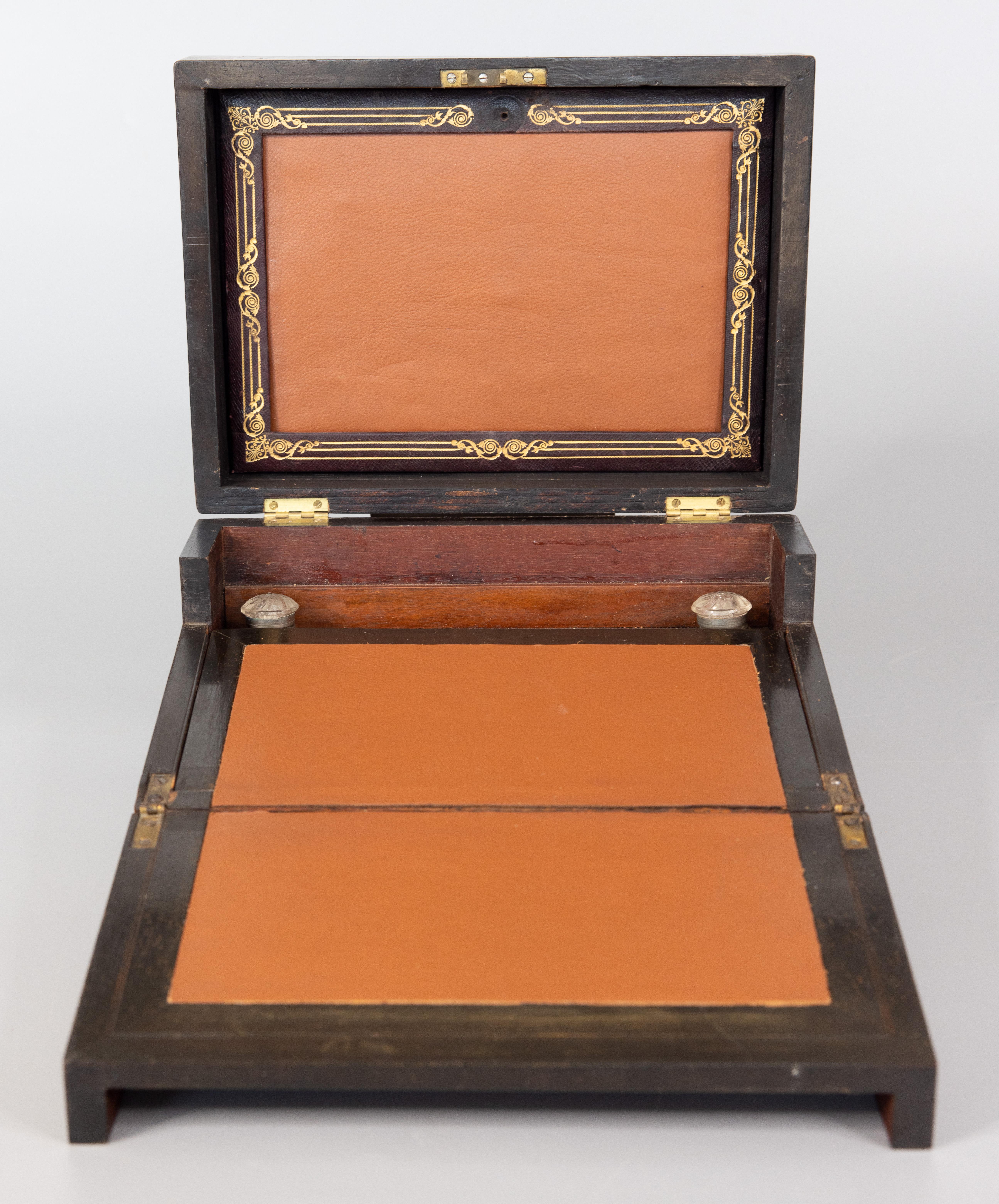 19th Century English Burl Walnut Tunbridge Writing Slope Box For Sale 3