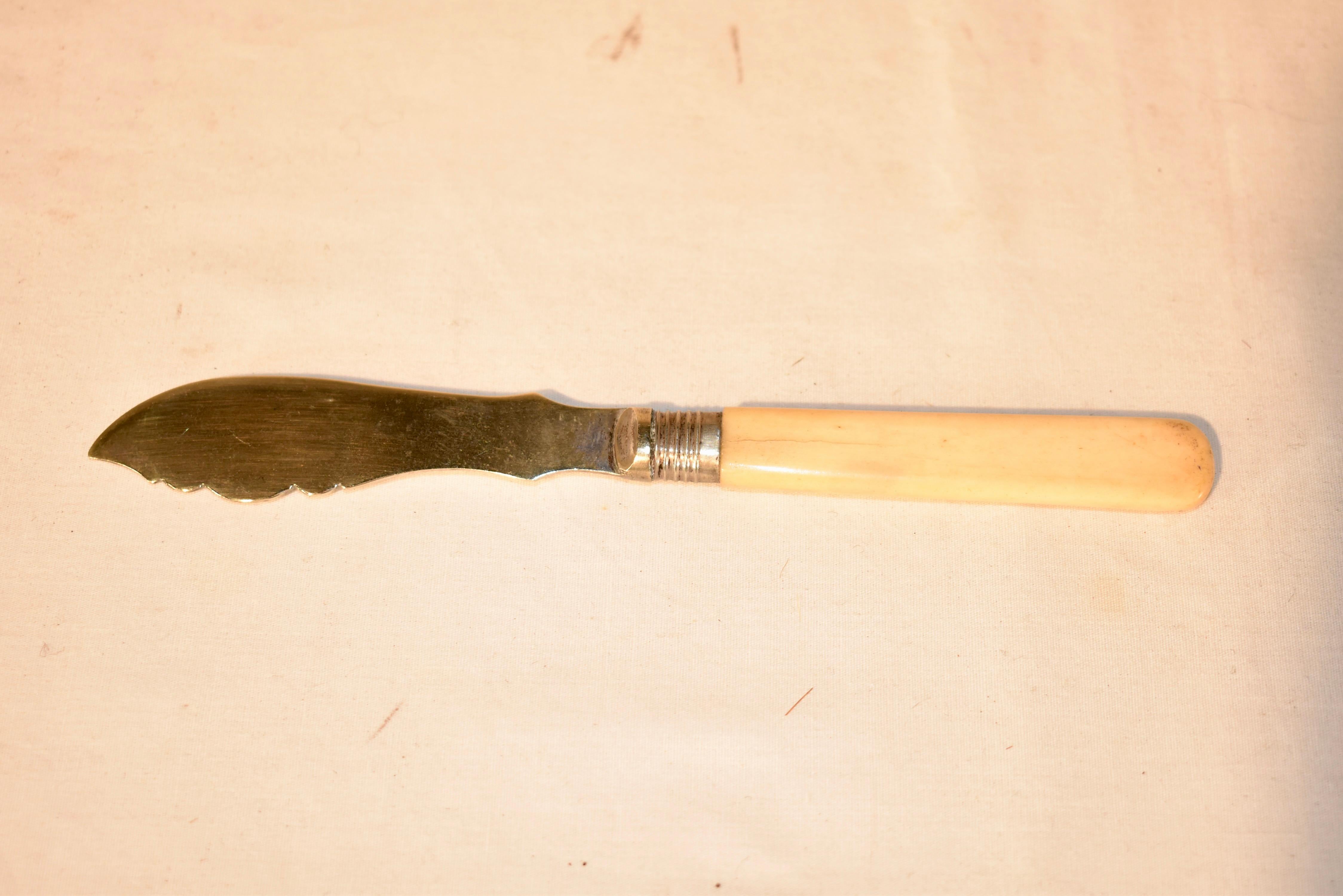 Englisches Buttermesser aus dem 19. im Zustand „Gut“ im Angebot in High Point, NC