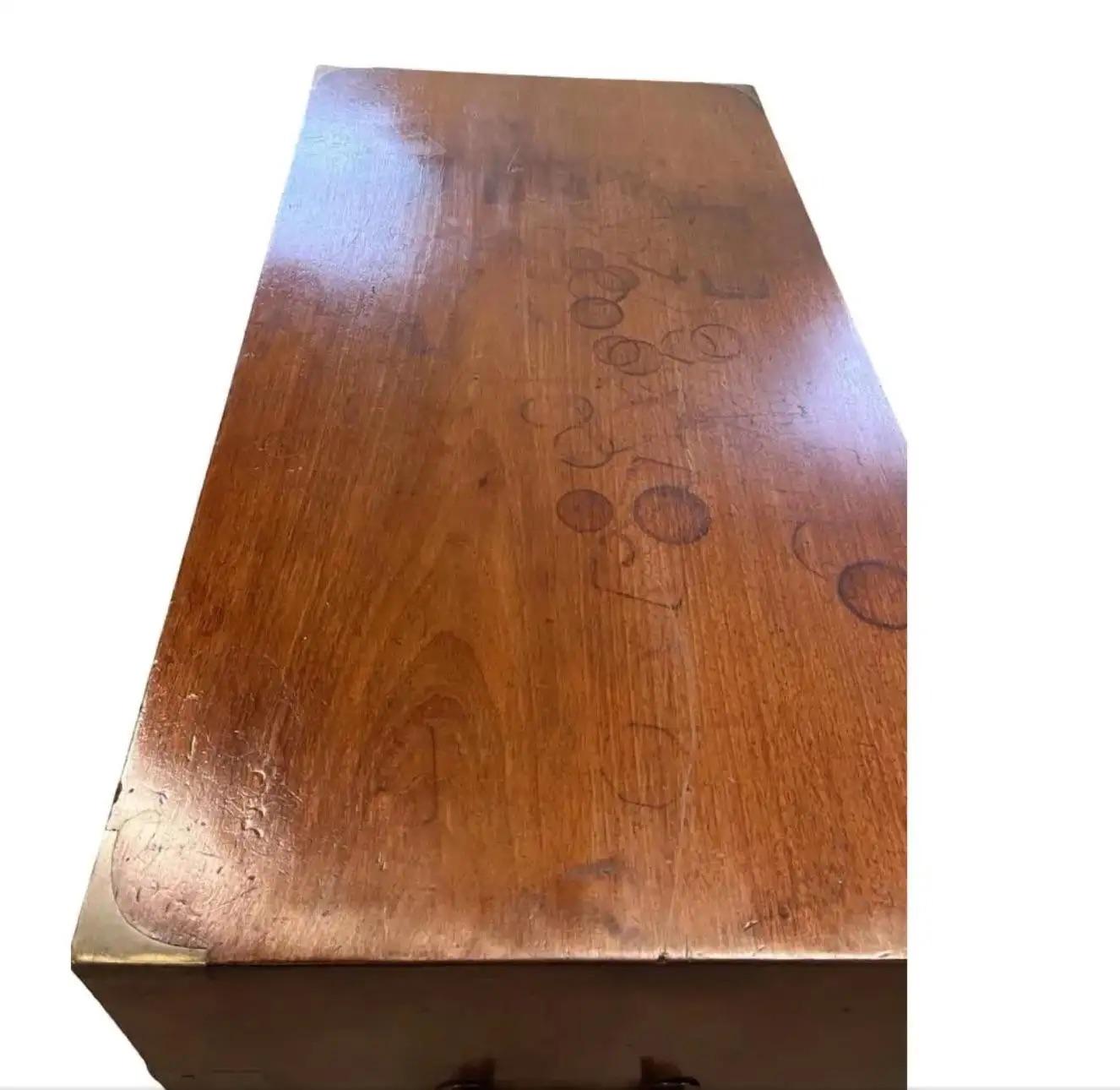 Cassettiera Campaigner inglese del 19° secolo in vendita 3