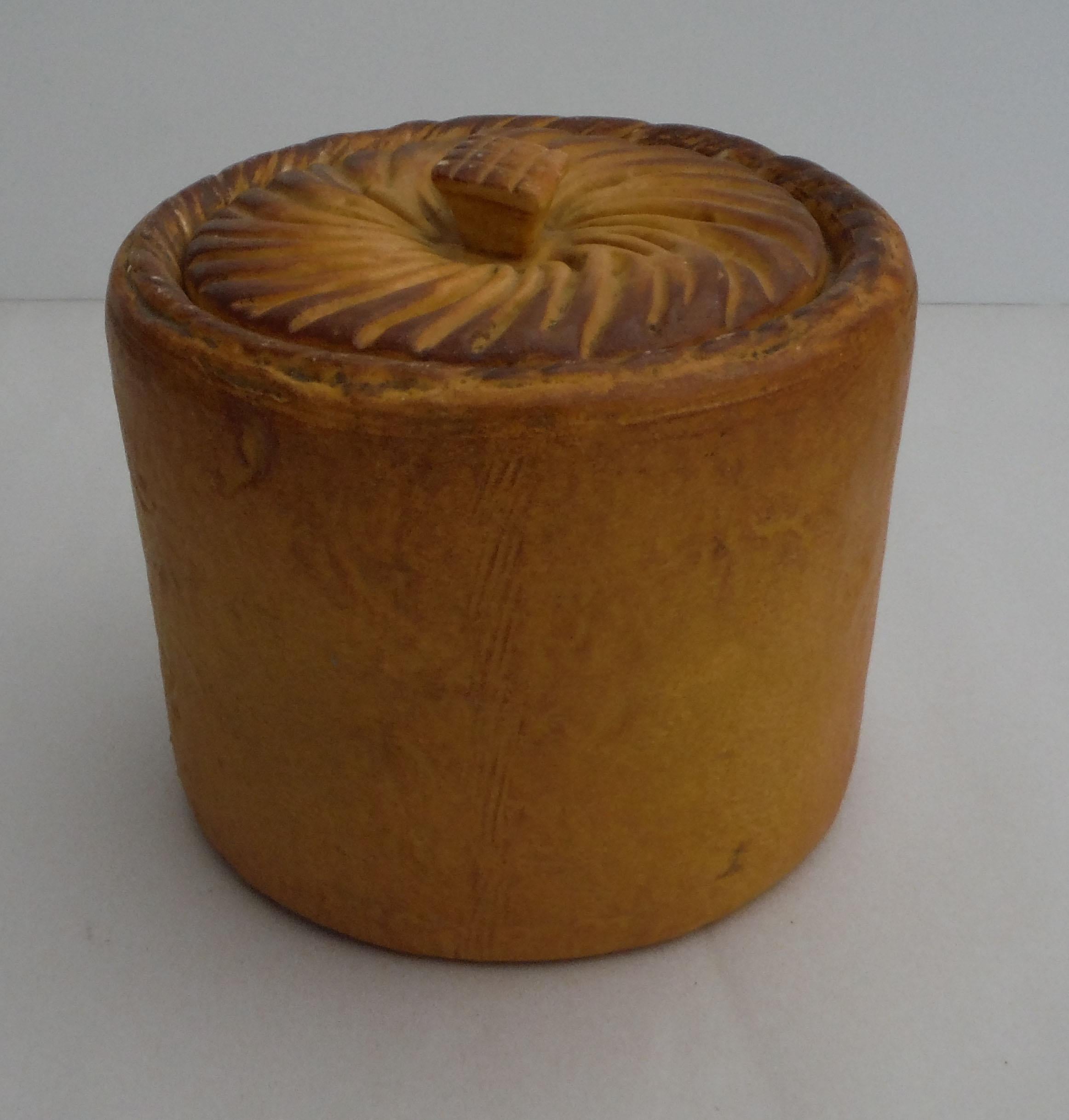 Ceramic 19th Century English Caneware Game Pie Davenport, circa 1830