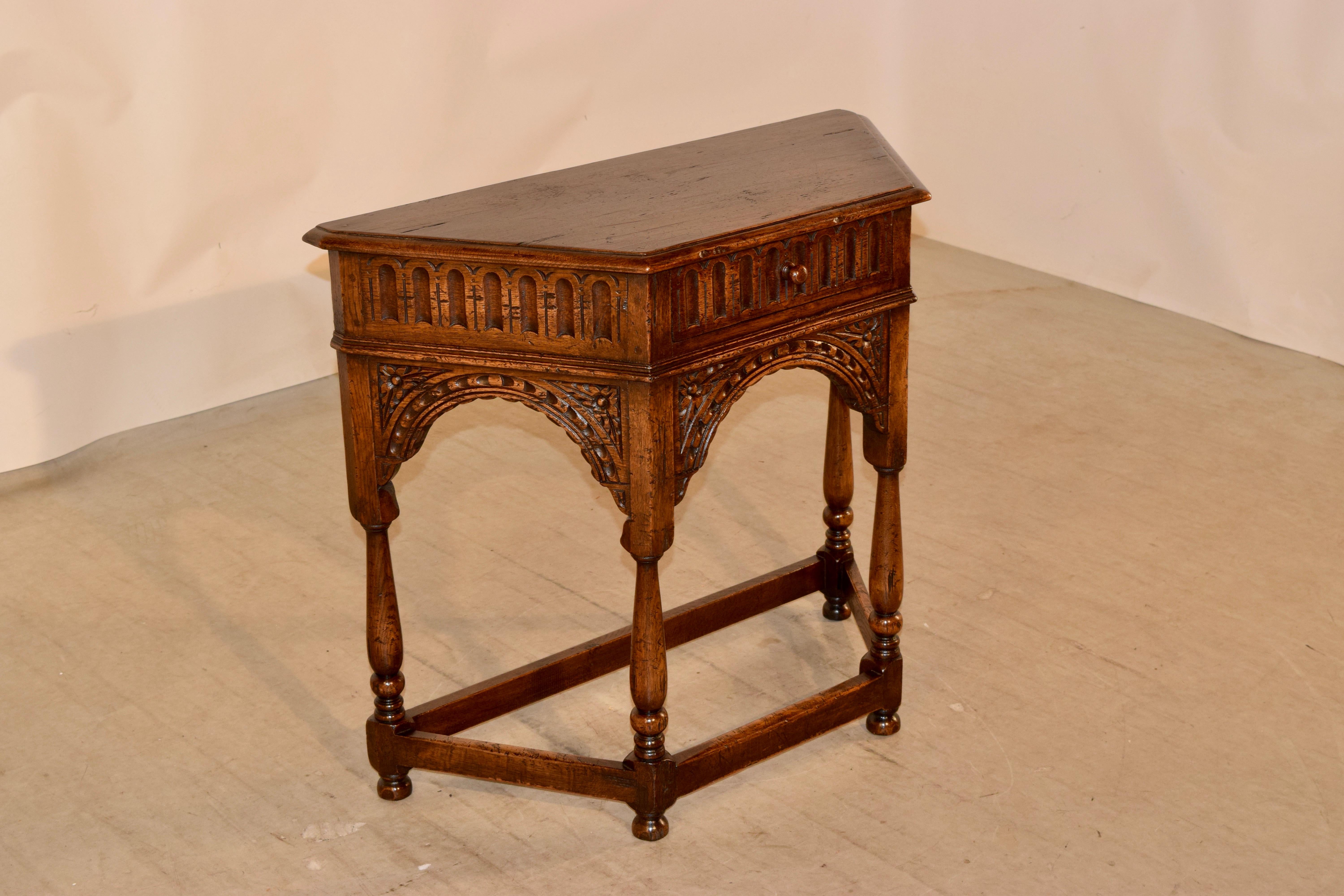 Victorian 19th Century English Canted Table
