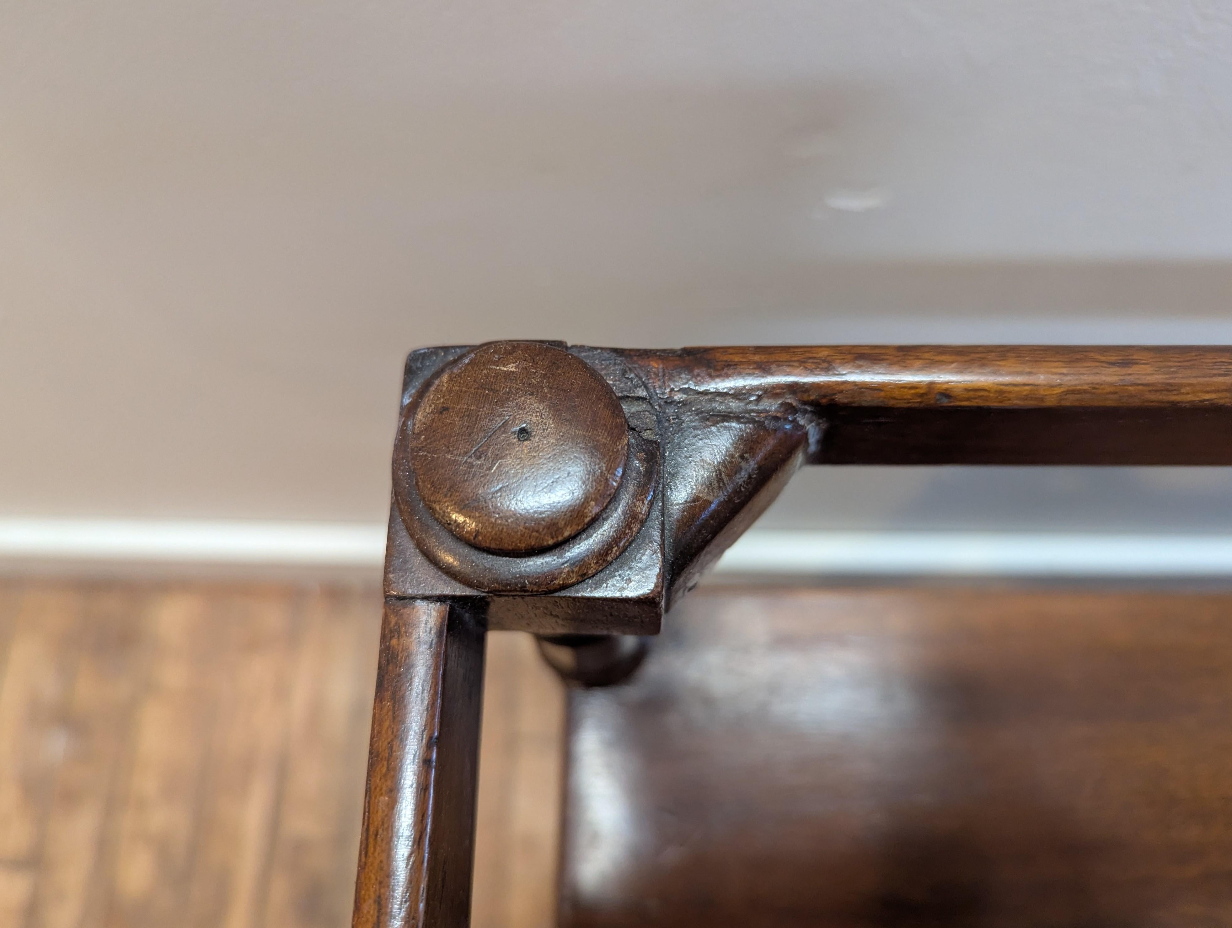 Caja para libros Canterbury inglesa del siglo XIX Caoba en venta