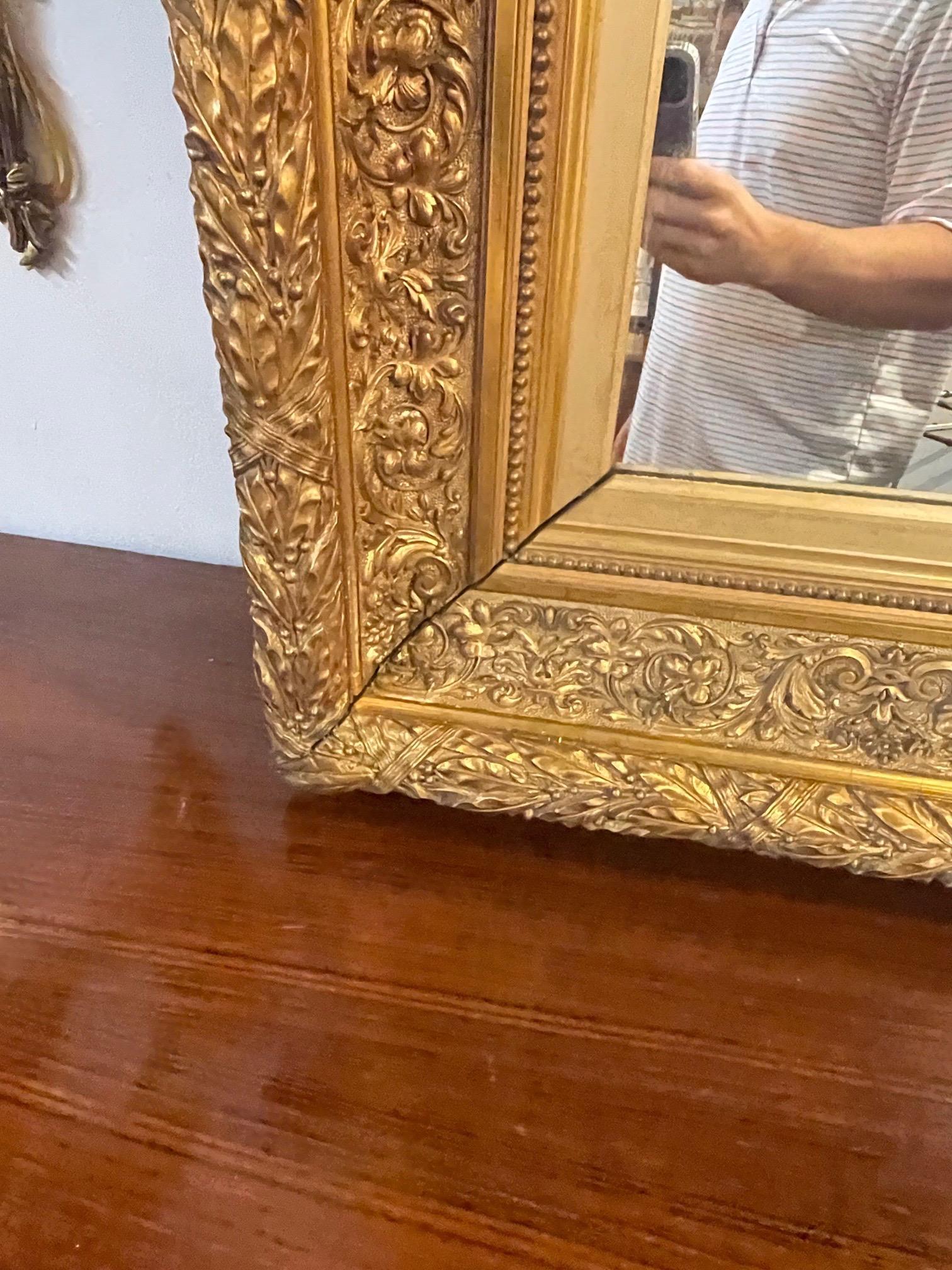 19th Century English Carved and Giltwood Mirror In Good Condition In Dallas, TX