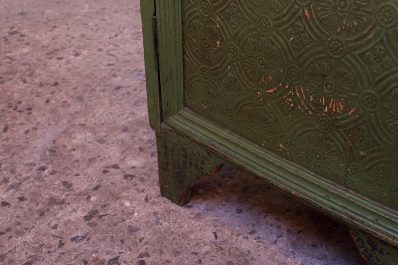 19th Century English Carved and Painted Green Pantry Cabinet / Jelly Cupboard 10