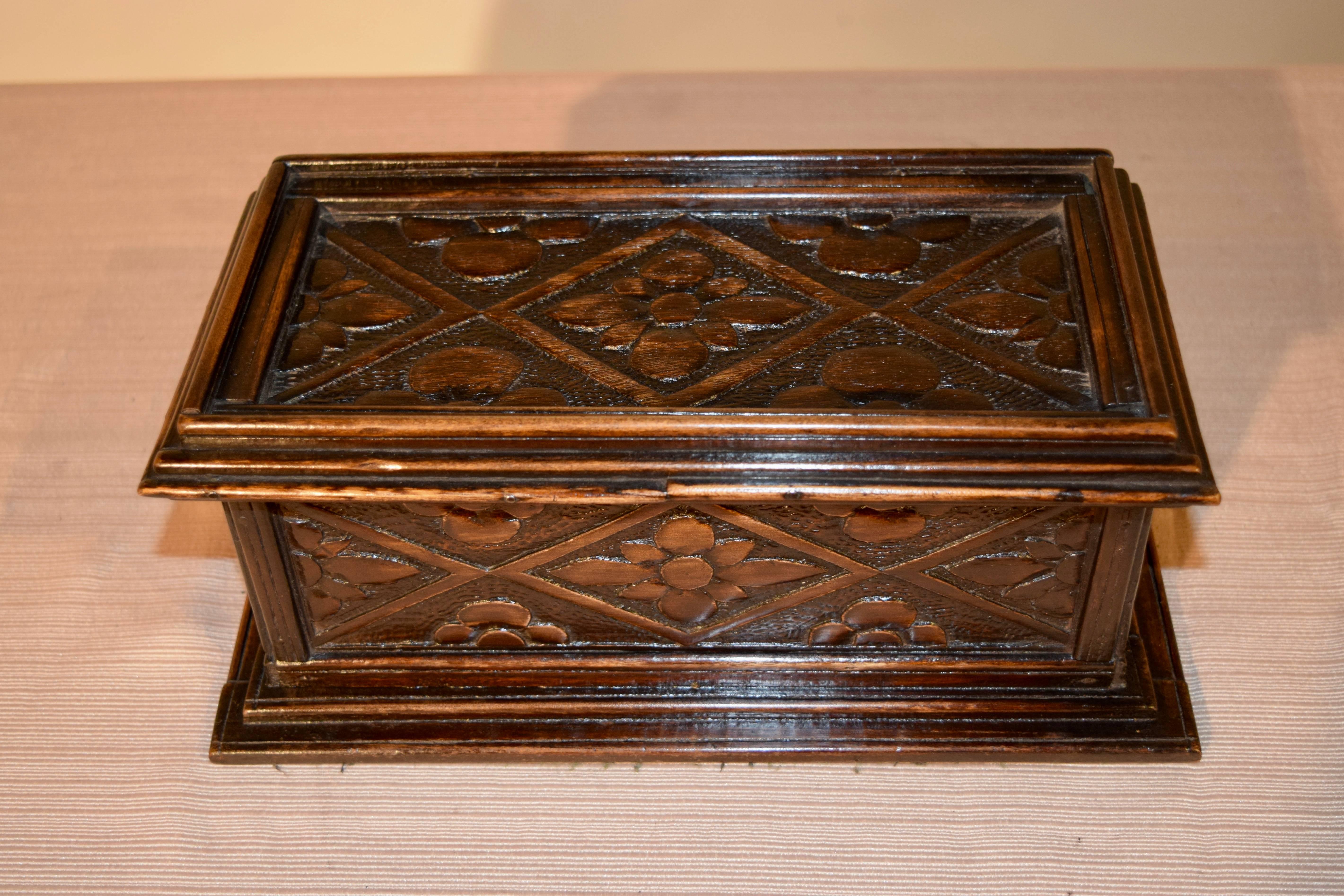 Oak 19th Century English Carved Box