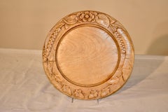 Tagliere inglese intagliato del XIX secolo