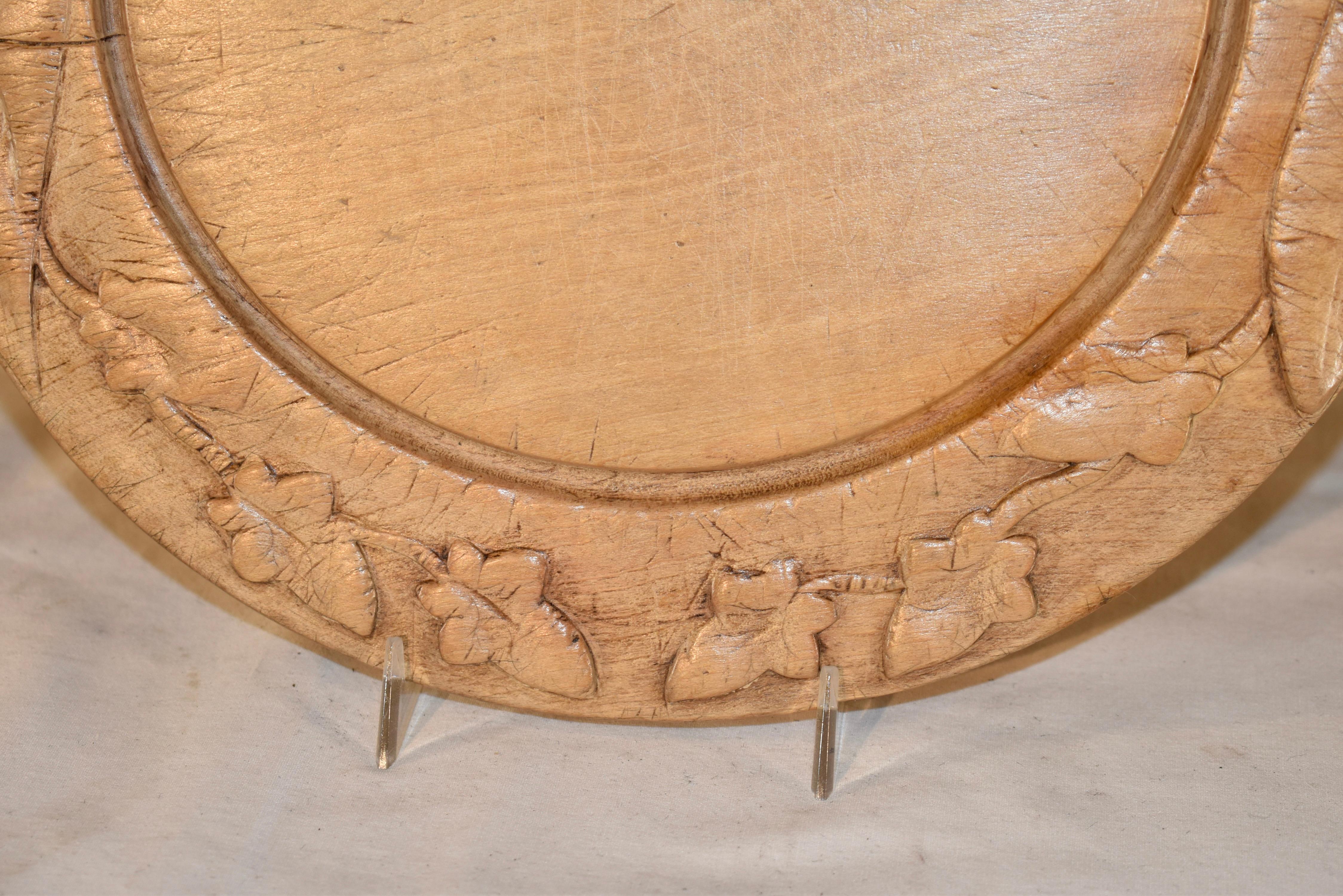 19th Century English Carved Bread Board In Good Condition In High Point, NC