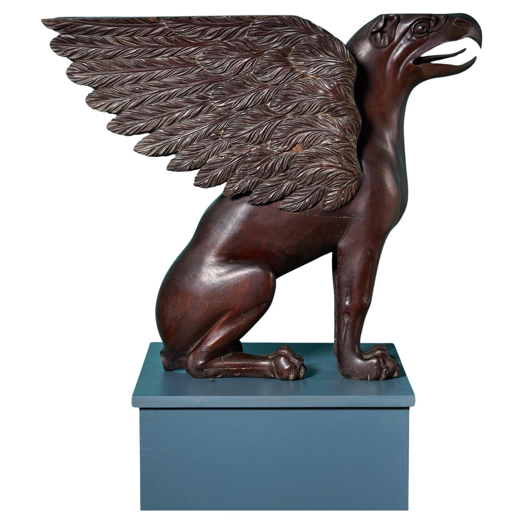 Sculpture de griffon en acajou sculpté du 19e siècle, Angleterre en vente