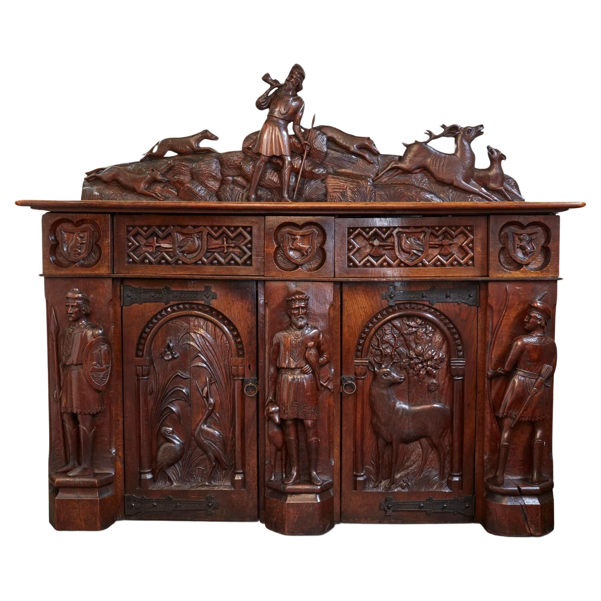 Cabinet en Oak Oak sculpté anglais du 19ème siècle 