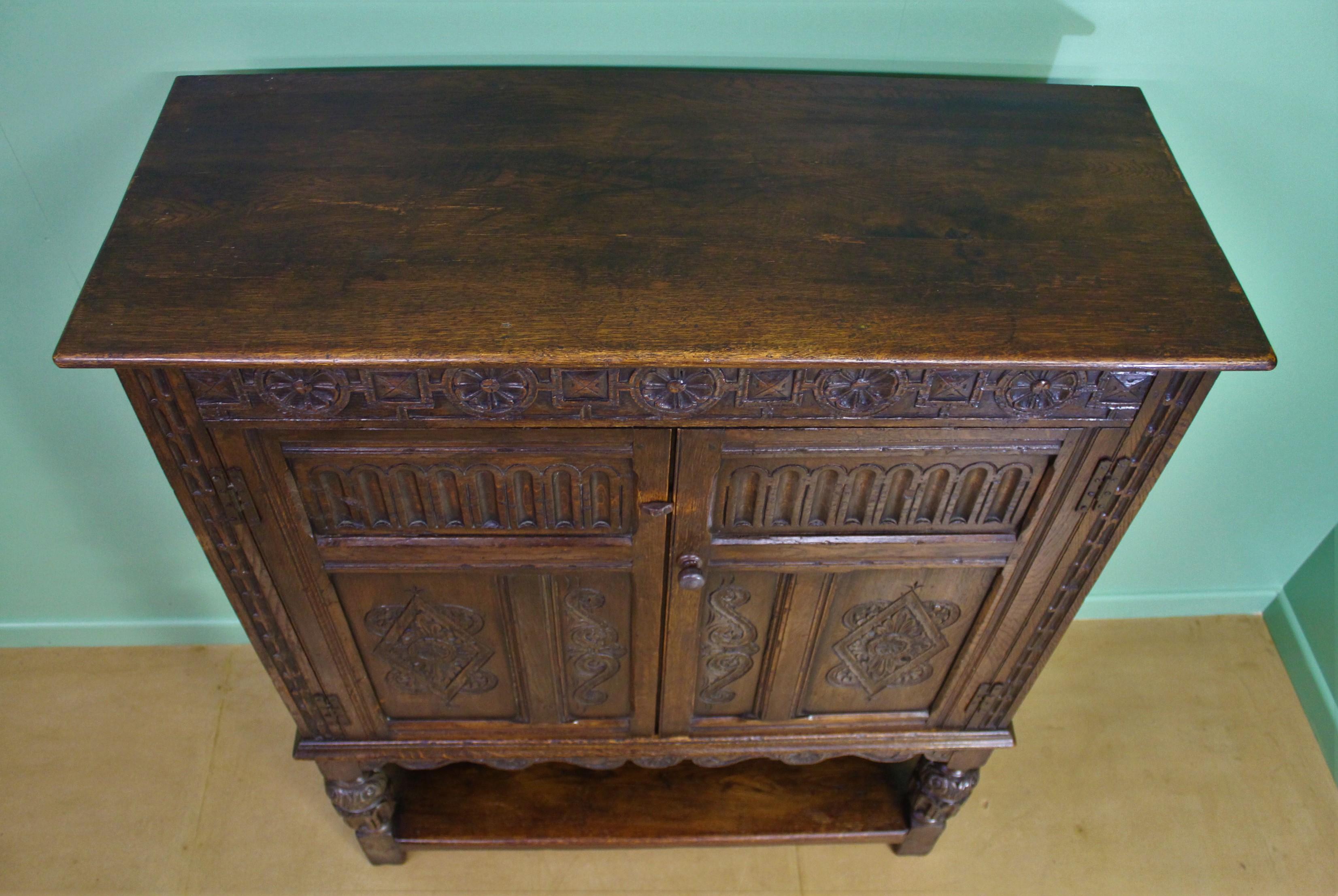 19th Century English Carved Oak Cupboard For Sale 8