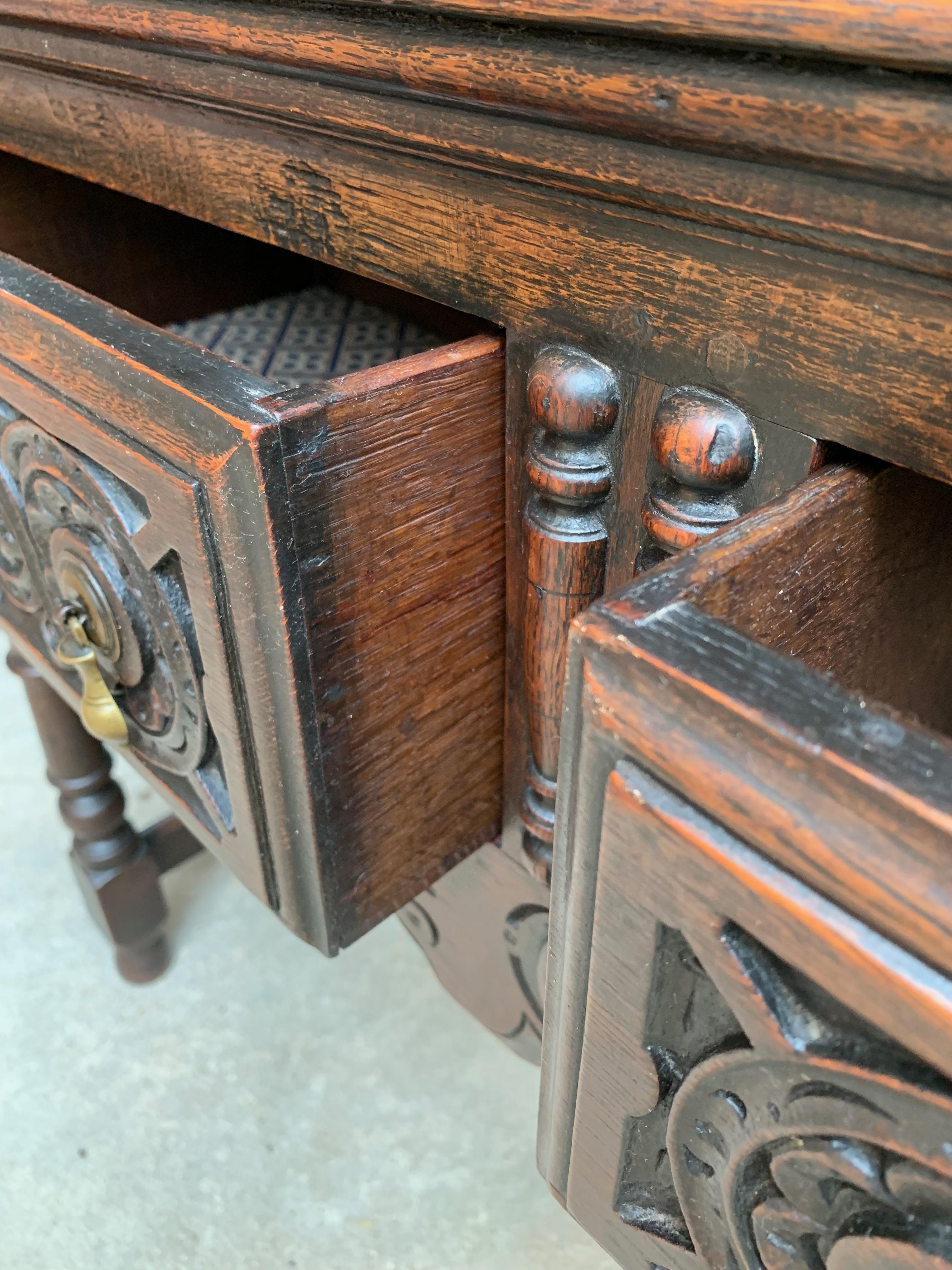 19th century English Carved Oak Hall Entry Sofa Table Sideboard Jacobean Small 7