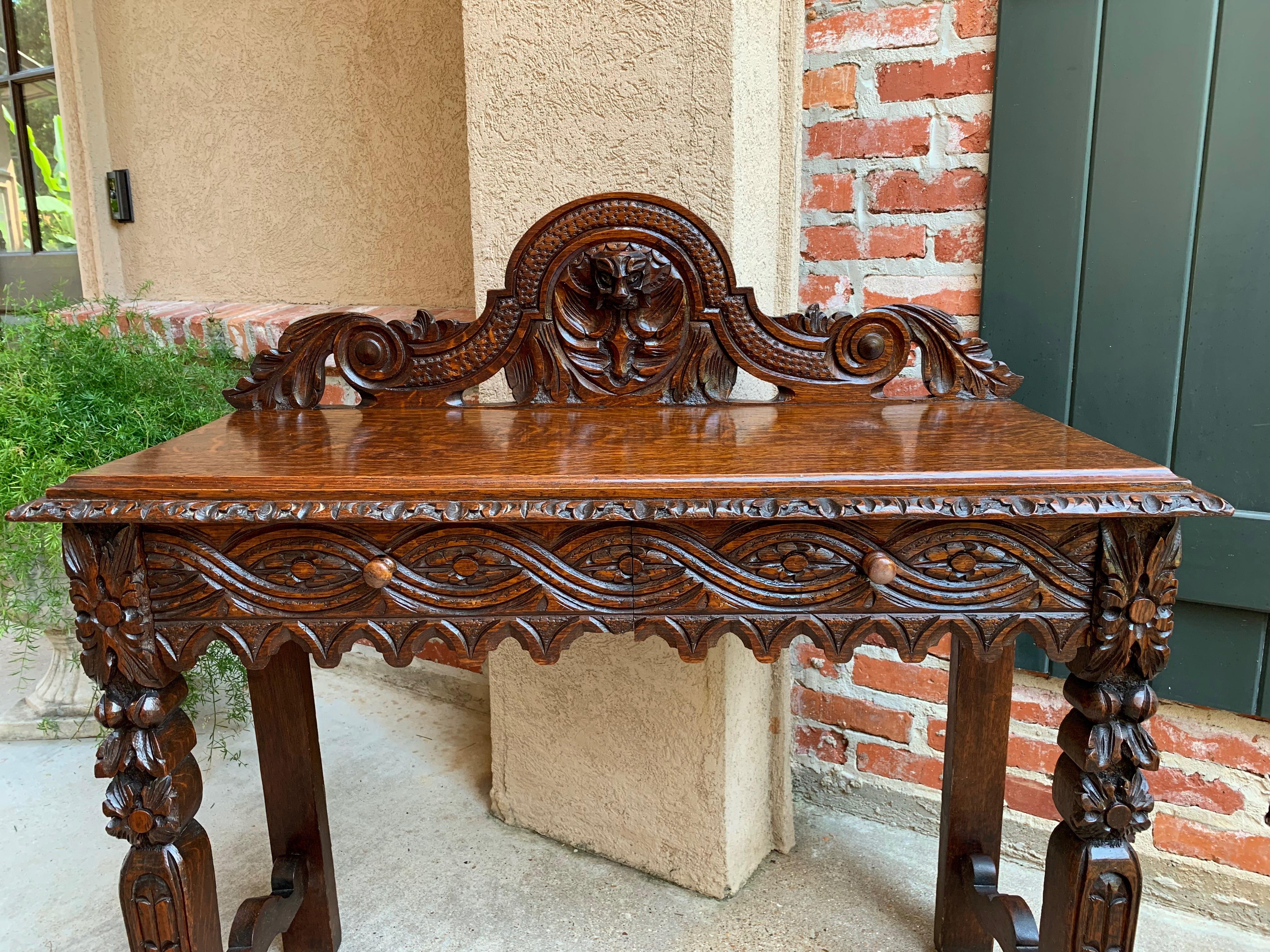 19th Century English Carved Oak Hall Foyer Sofa Table Renaissance In Good Condition In Shreveport, LA