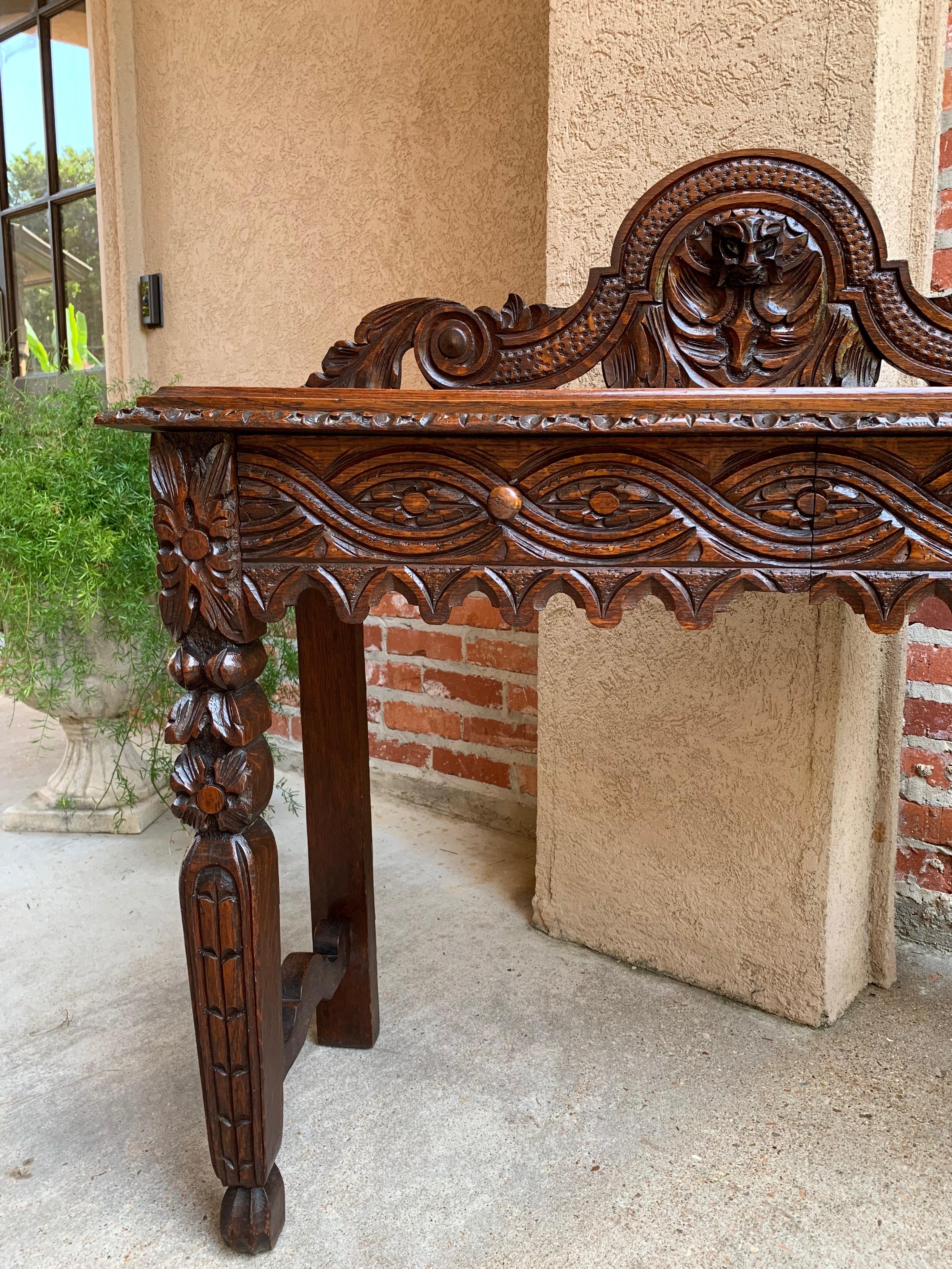 19th Century English Carved Oak Hall Foyer Sofa Table Renaissance 2