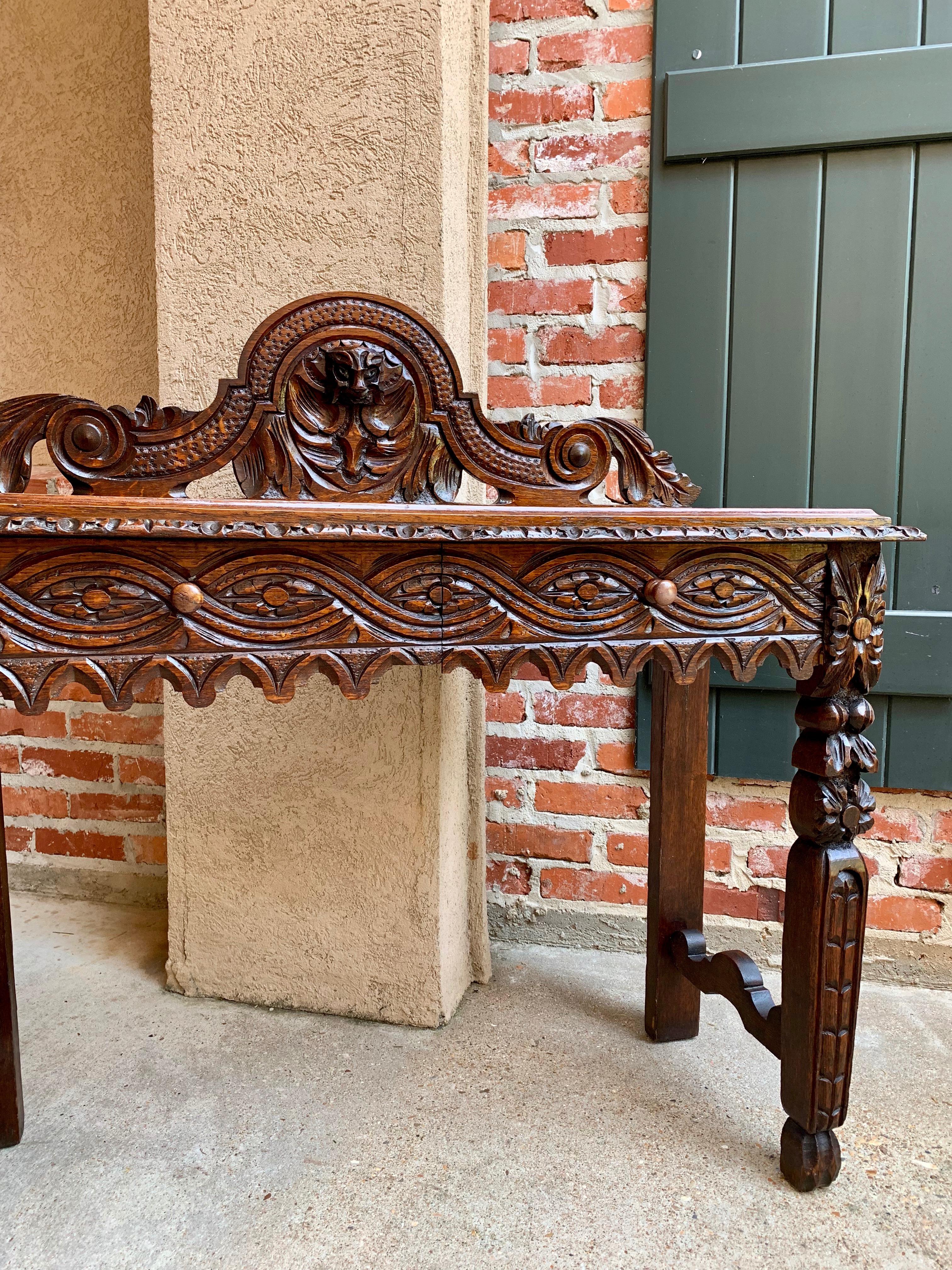 19th Century English Carved Oak Hall Foyer Sofa Table Renaissance 3