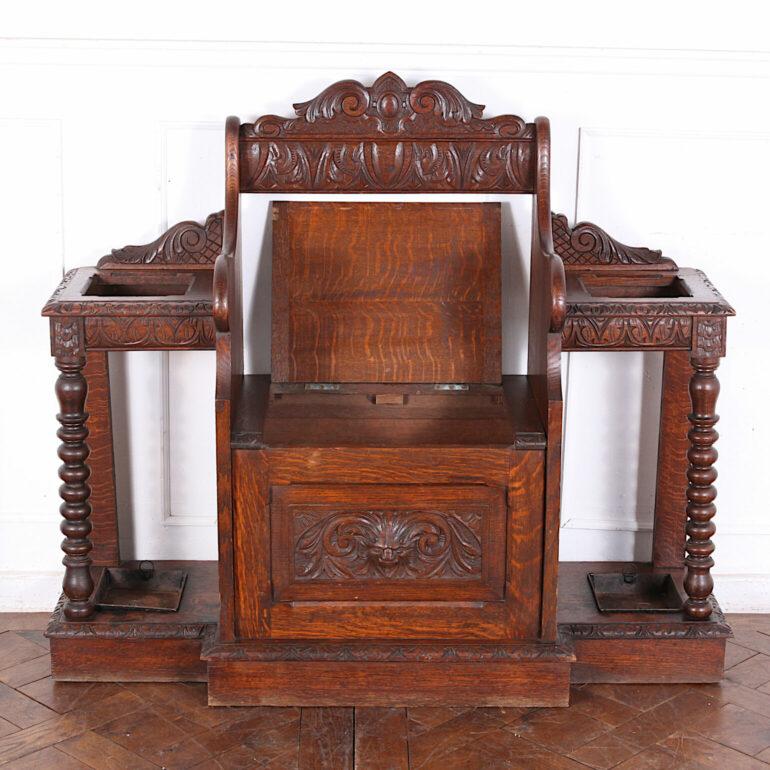 19th Century English Carved Oak Hallbench For Sale 3
