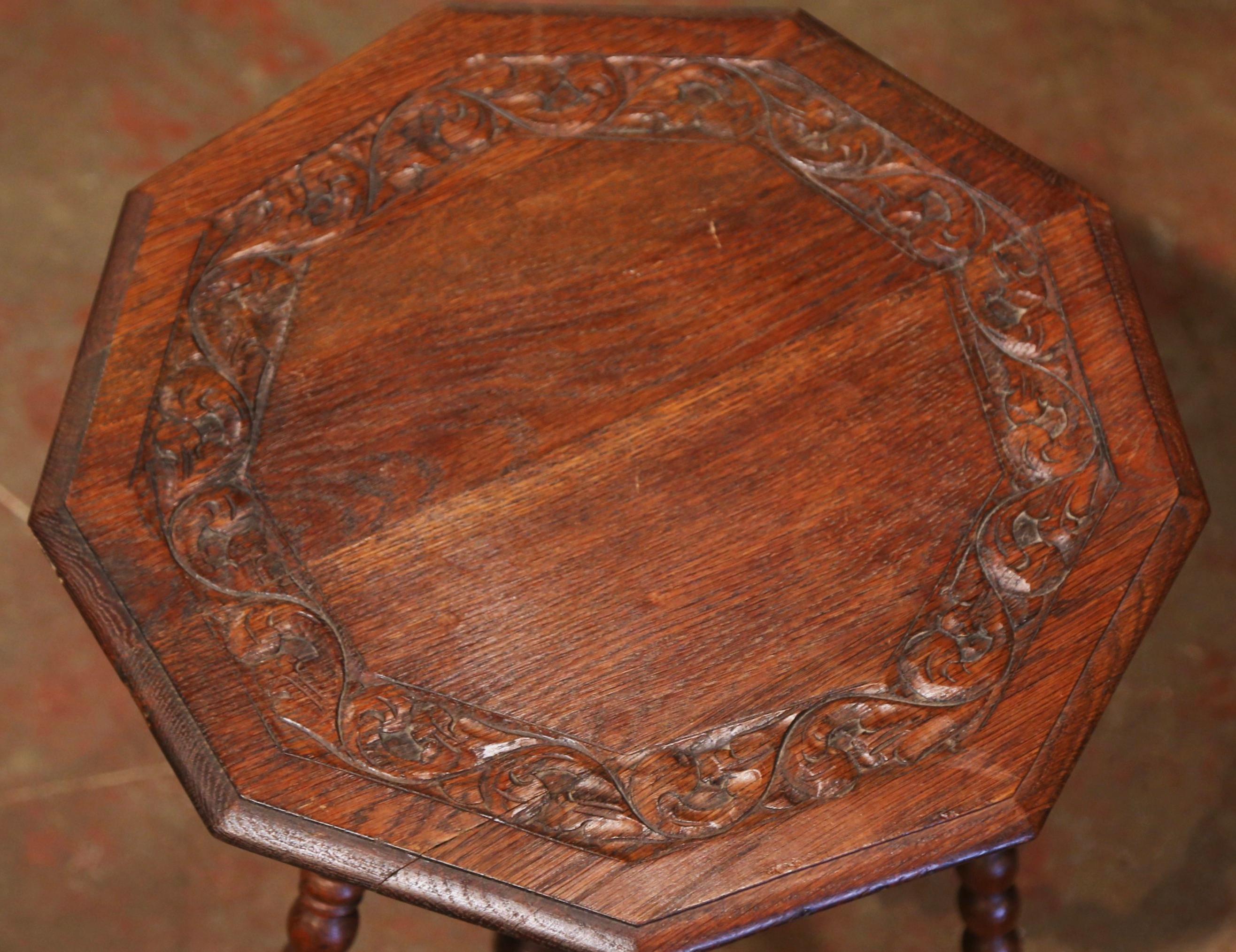 Hand-Carved 19th Century English Carved Oak Three-Leg Polygon Cricket Table