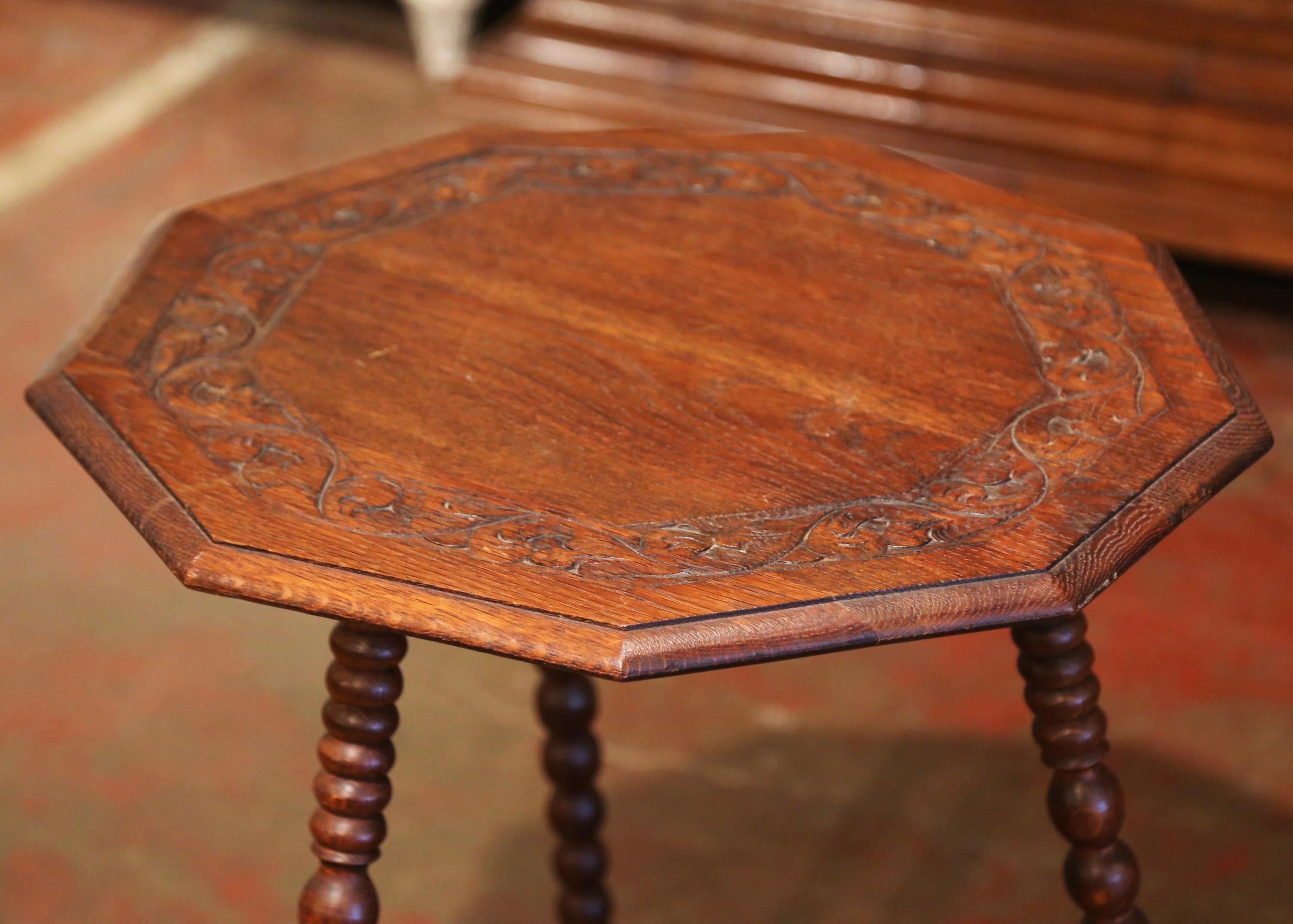 19th Century English Carved Oak Three-Leg Polygon Cricket Table 1