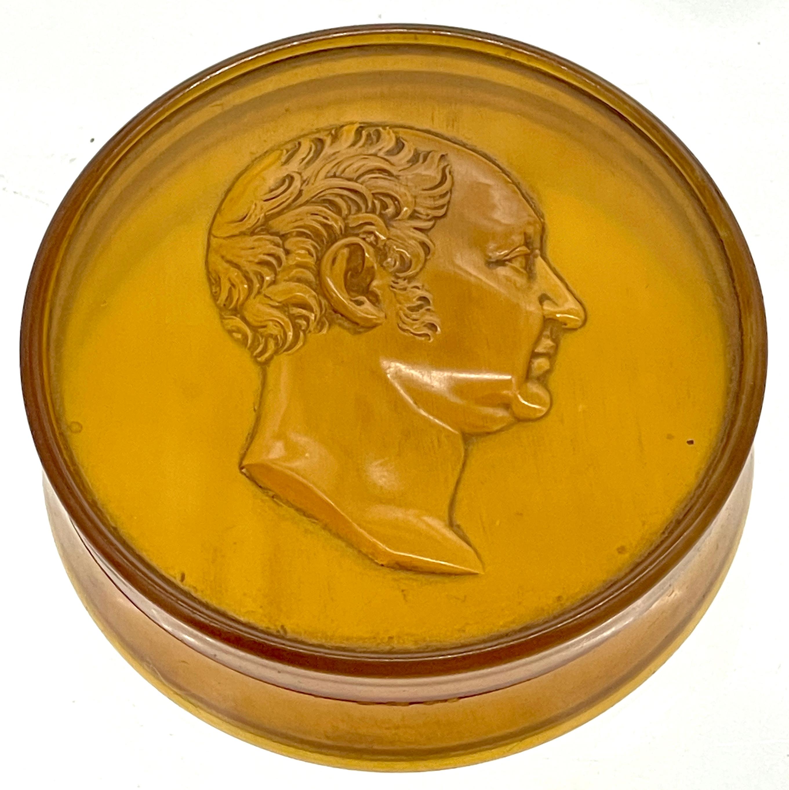 19th Century English Carved & Polished Cow Horn William IV Portrait Patch Box
England Early to Mid 19th Century 

We are pleased to offer this exceptional 19th Century English Carved & Polished Cow Horn William IV Portrait Patch Box. Dating from