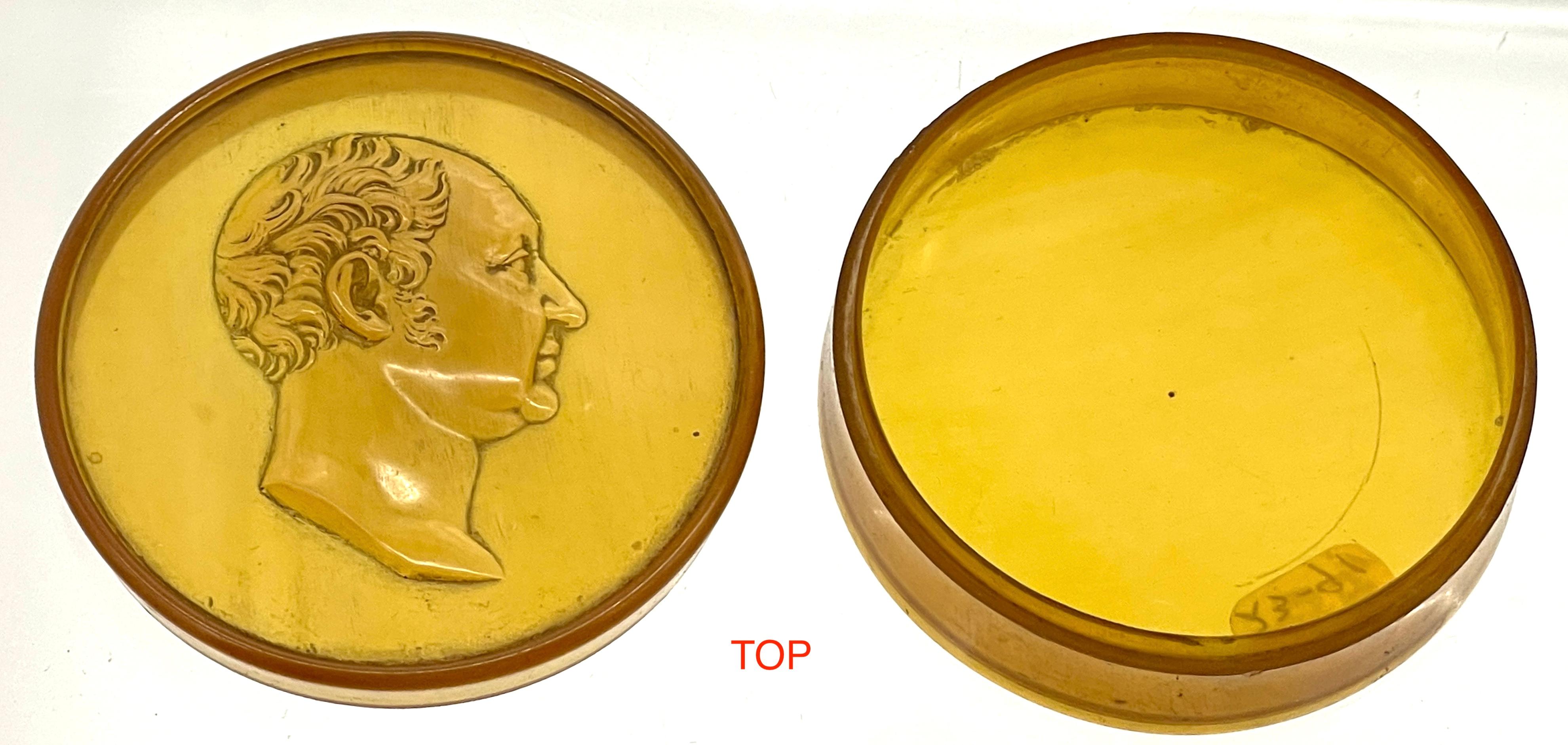 19th Century English Carved & Polished Cow Horn William IV Portrait Patch Box 5