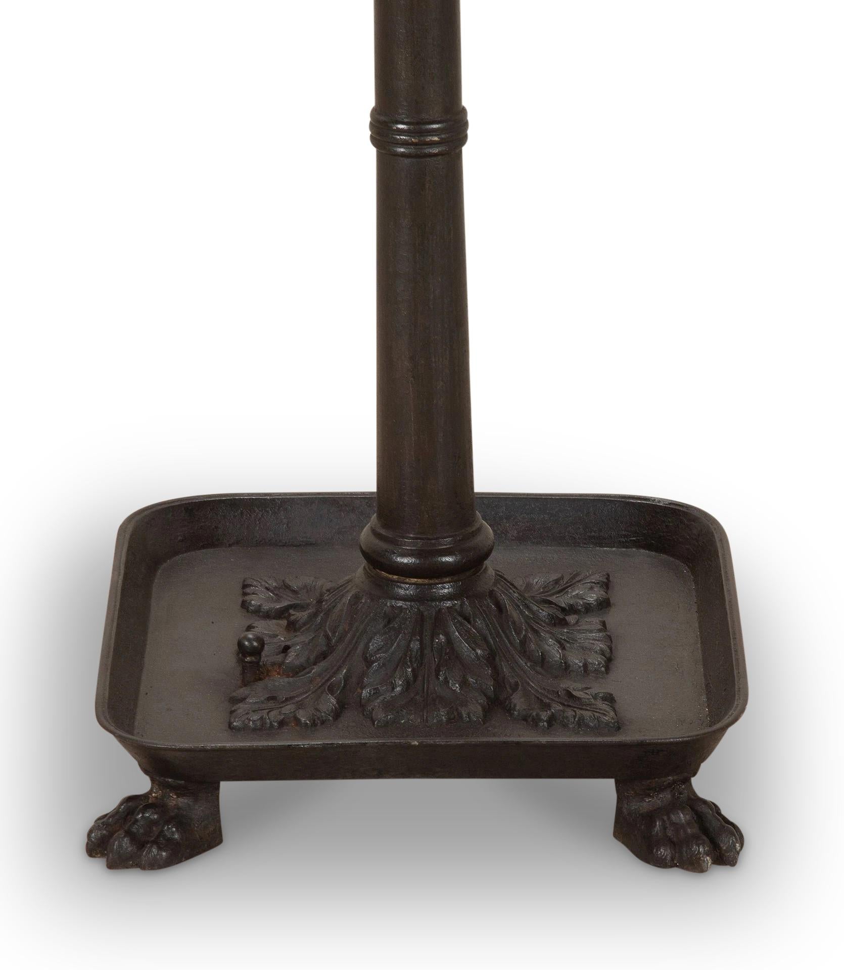 19th Century English Cast Iron Coat and Hat Stand In Good Condition For Sale In Tetbury, Gloucestershire