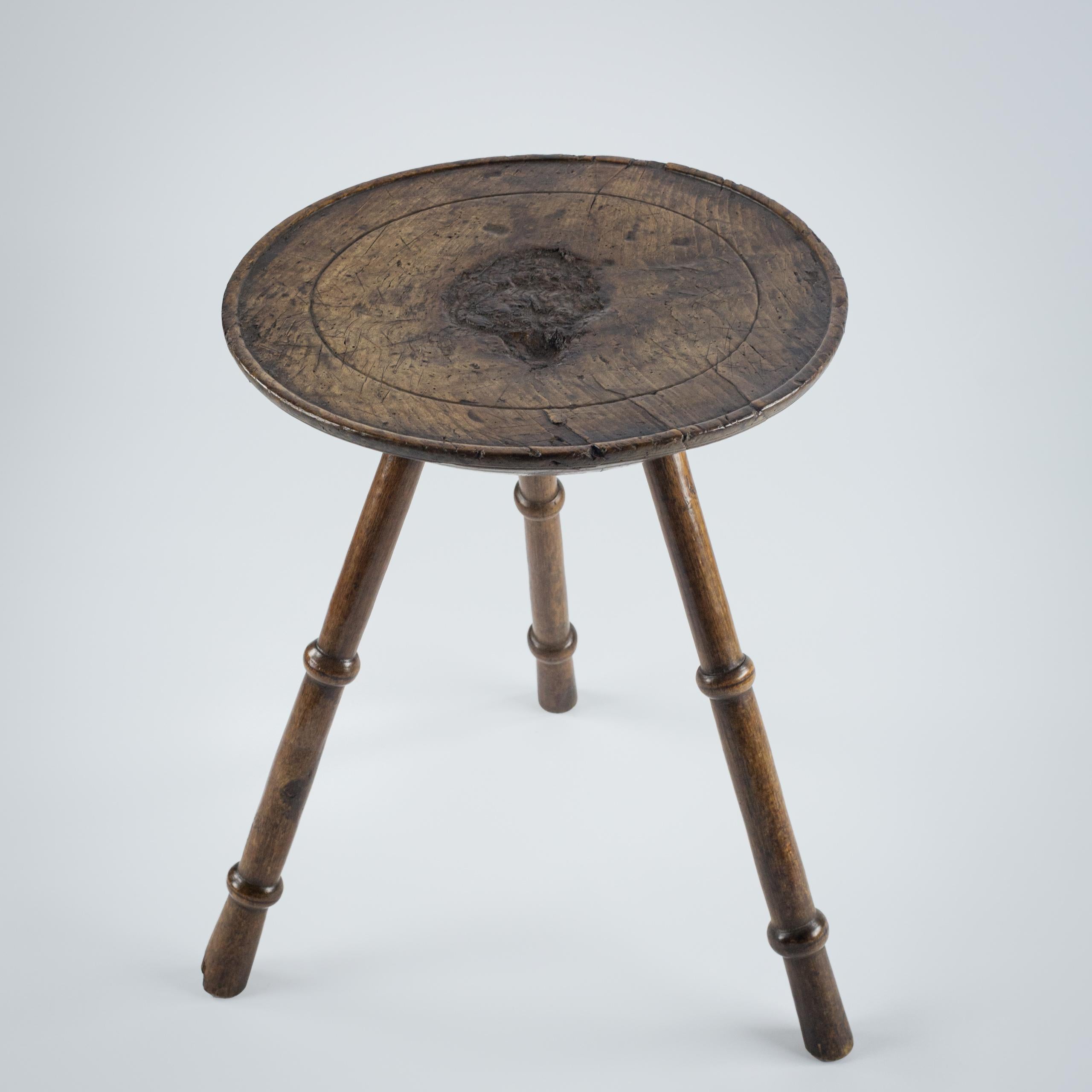 Table de criquet anglaise du 19ème siècle Abîmé - En vente à Pease pottage, West Sussex