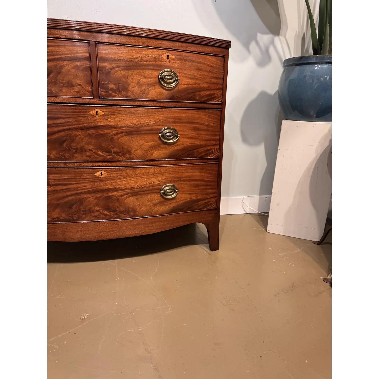 Cassettone inglese del XIX secolo In condizioni buone in vendita a Nashville, TN