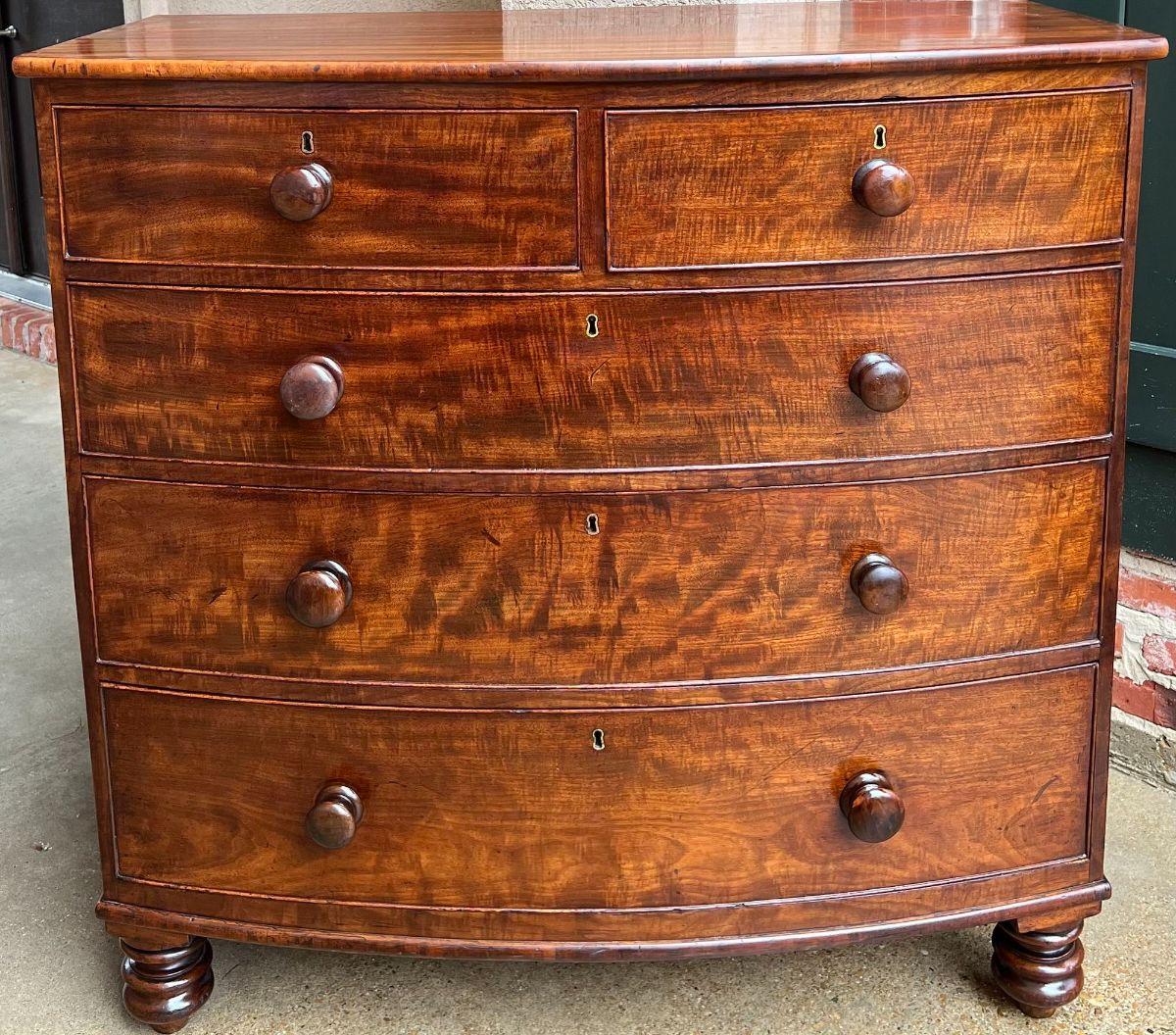 19th Century English Chest of Drawers Bow Front Mahogany Victorian Dresser 8