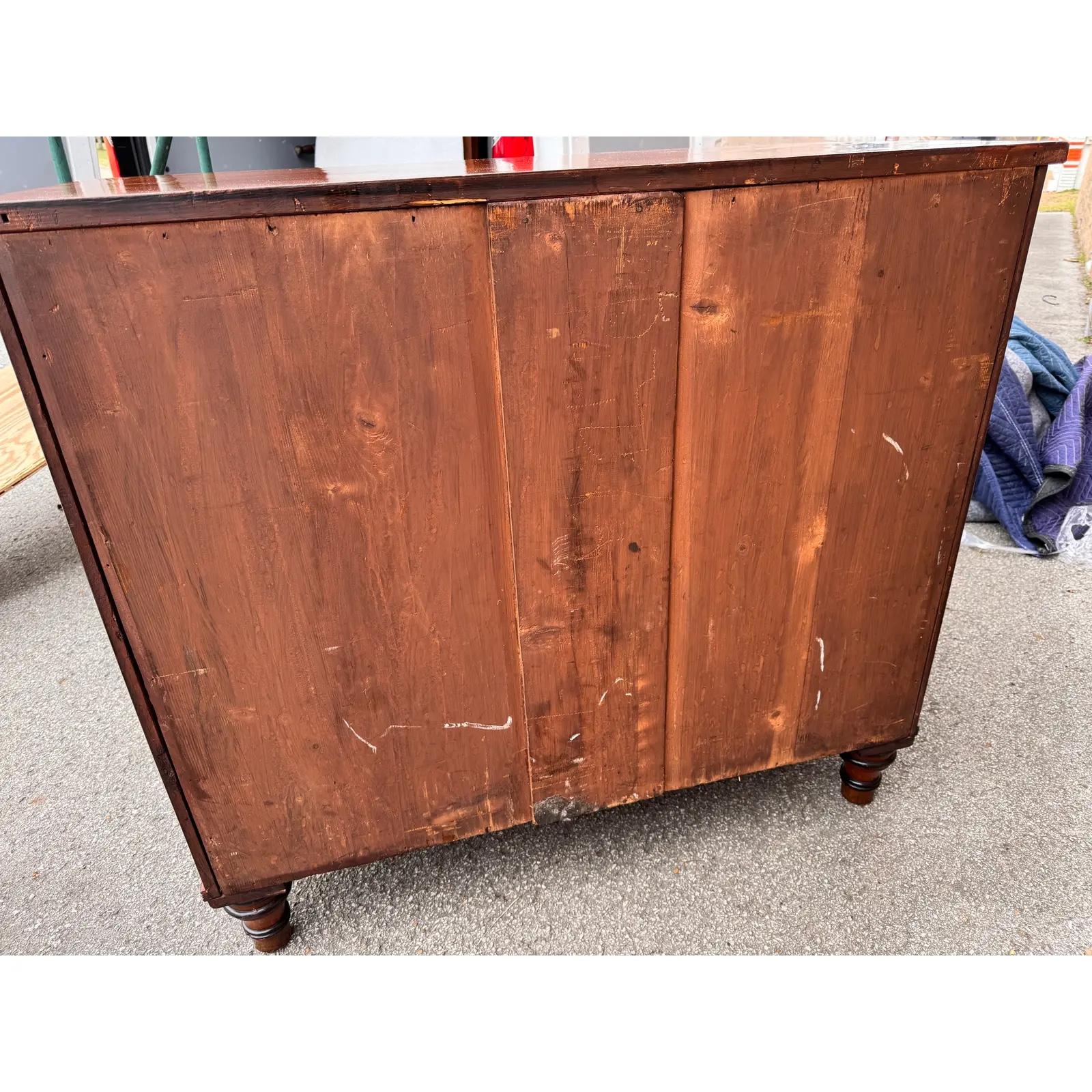 Commode anglaise du 19e siècle en vente 2